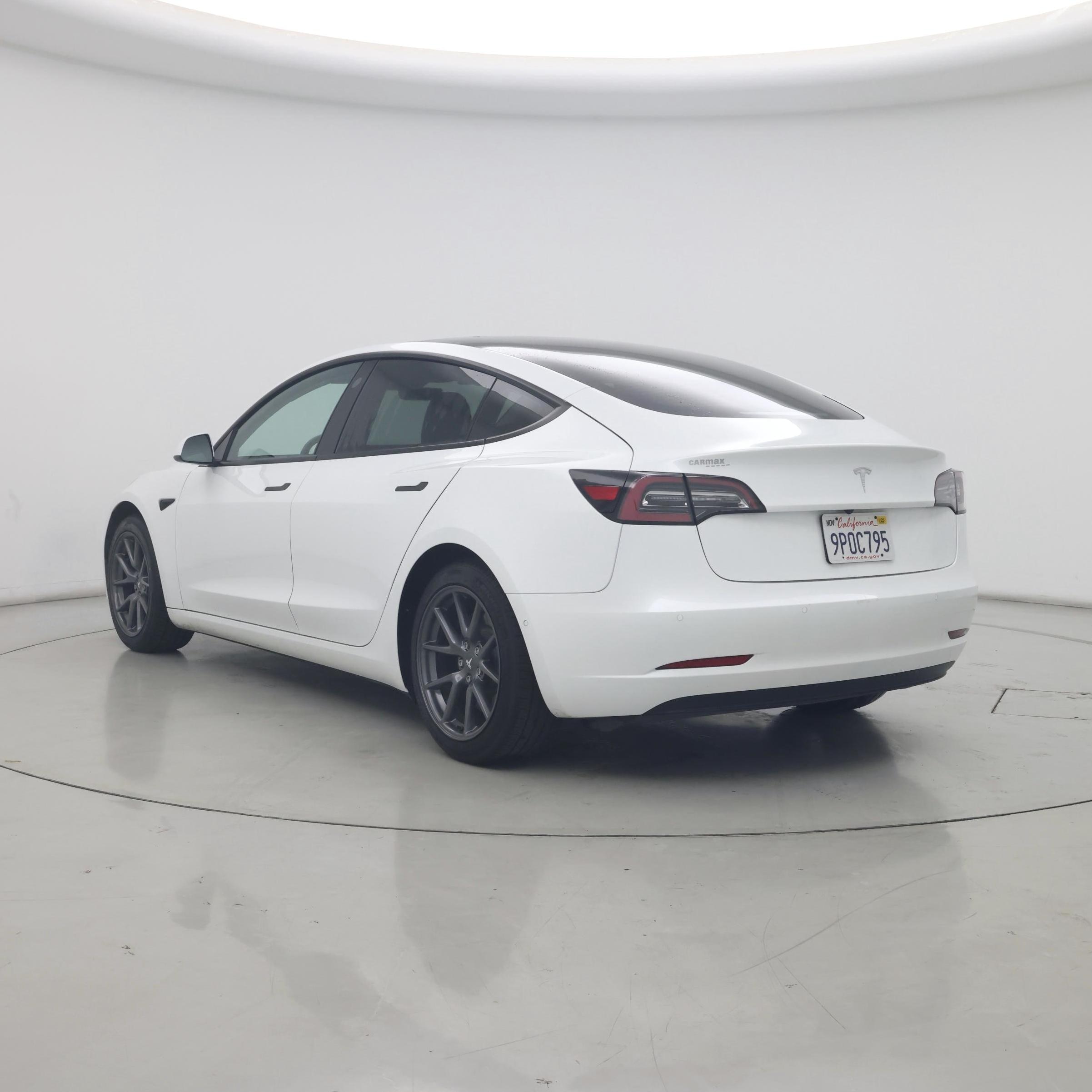 Thumbnail: 2021 Tesla Model 3 - 2