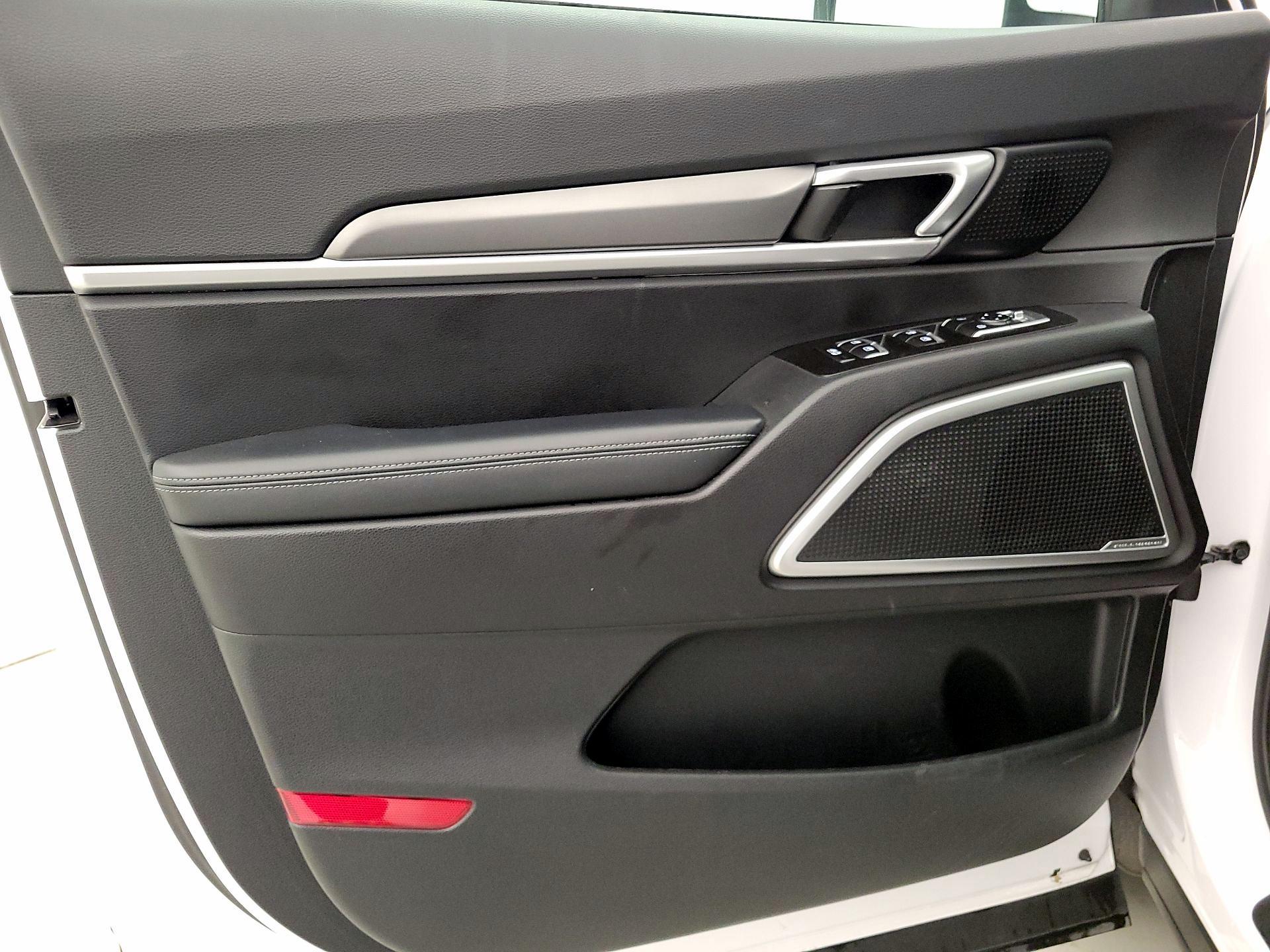 Thumbnail: 2021 Kia Telluride - 12