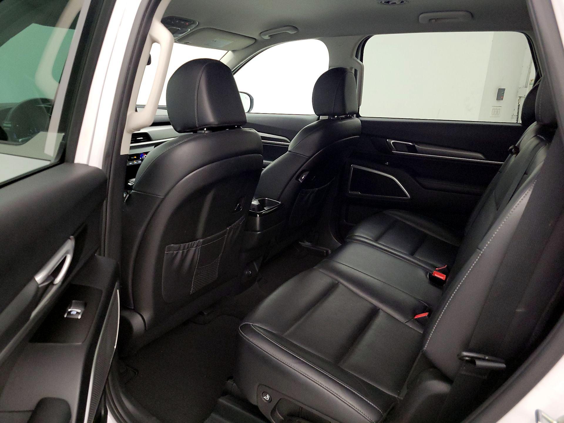 Thumbnail: 2021 Kia Telluride - 19