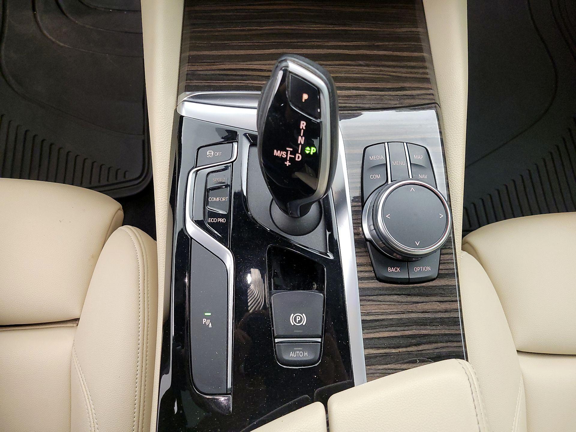 Thumbnail: 2019 BMW 5 Series - 17