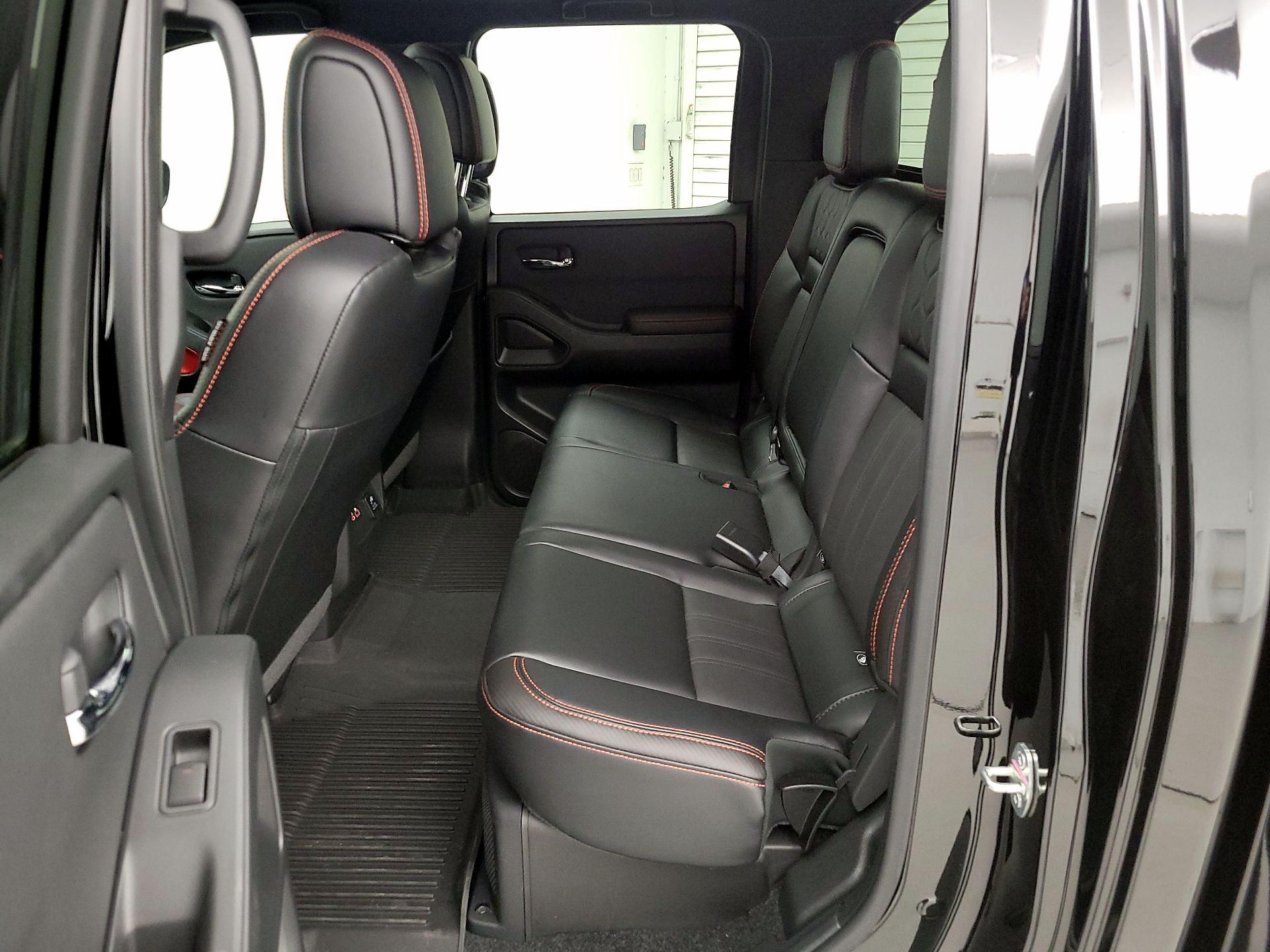 Thumbnail: 2024 Nissan Frontier - 20