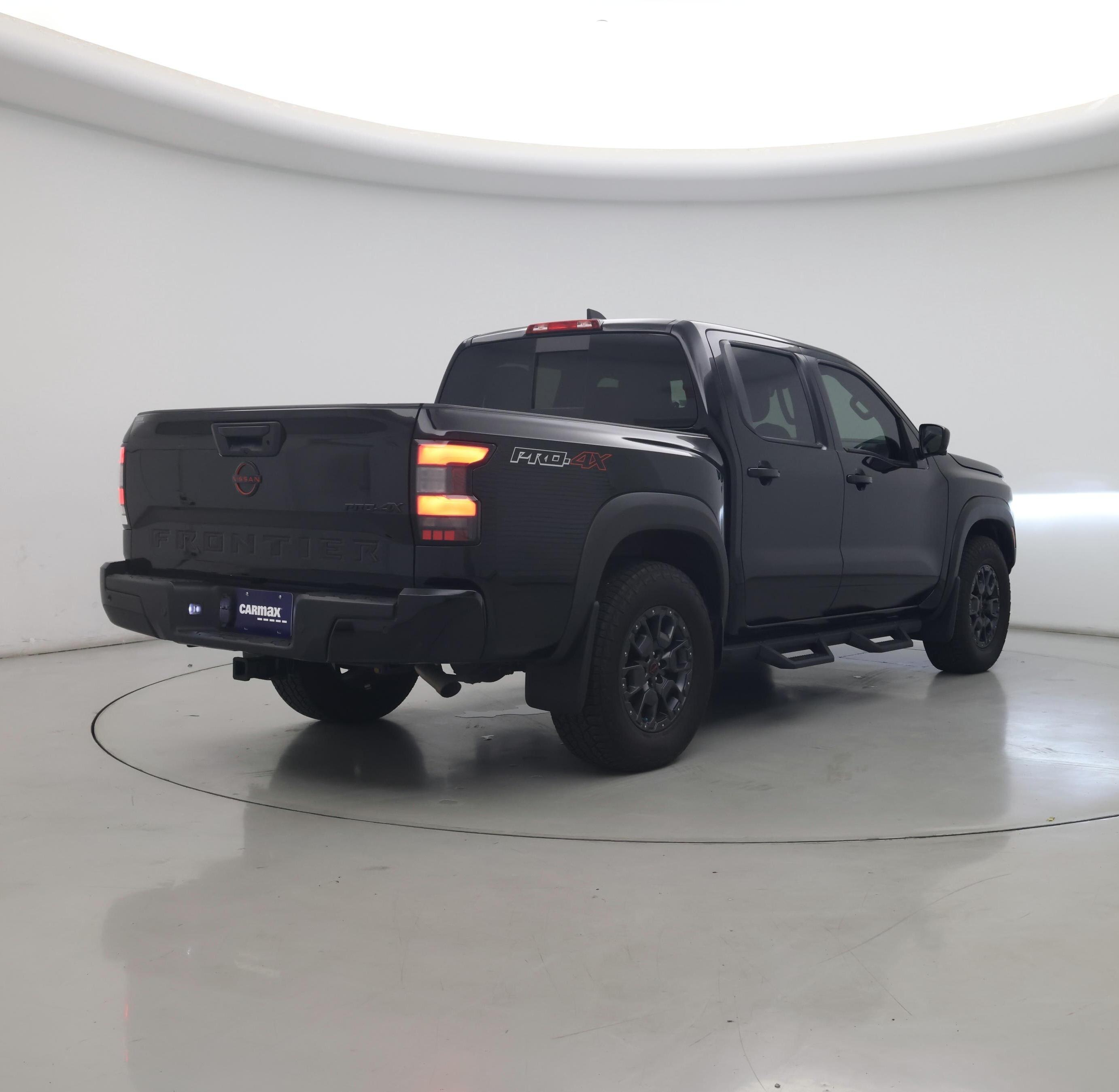 Thumbnail: 2024 Nissan Frontier - 8