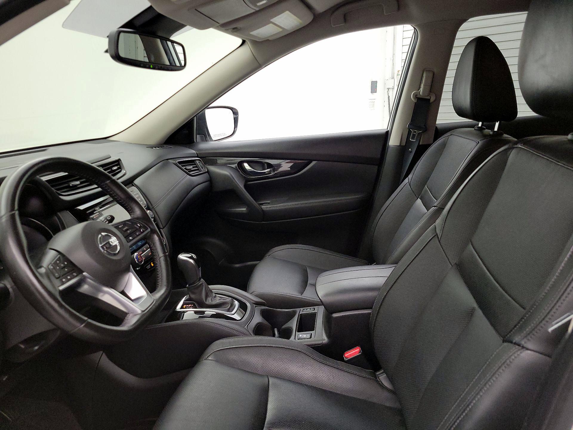 Thumbnail: 2018 Nissan Rogue - 11