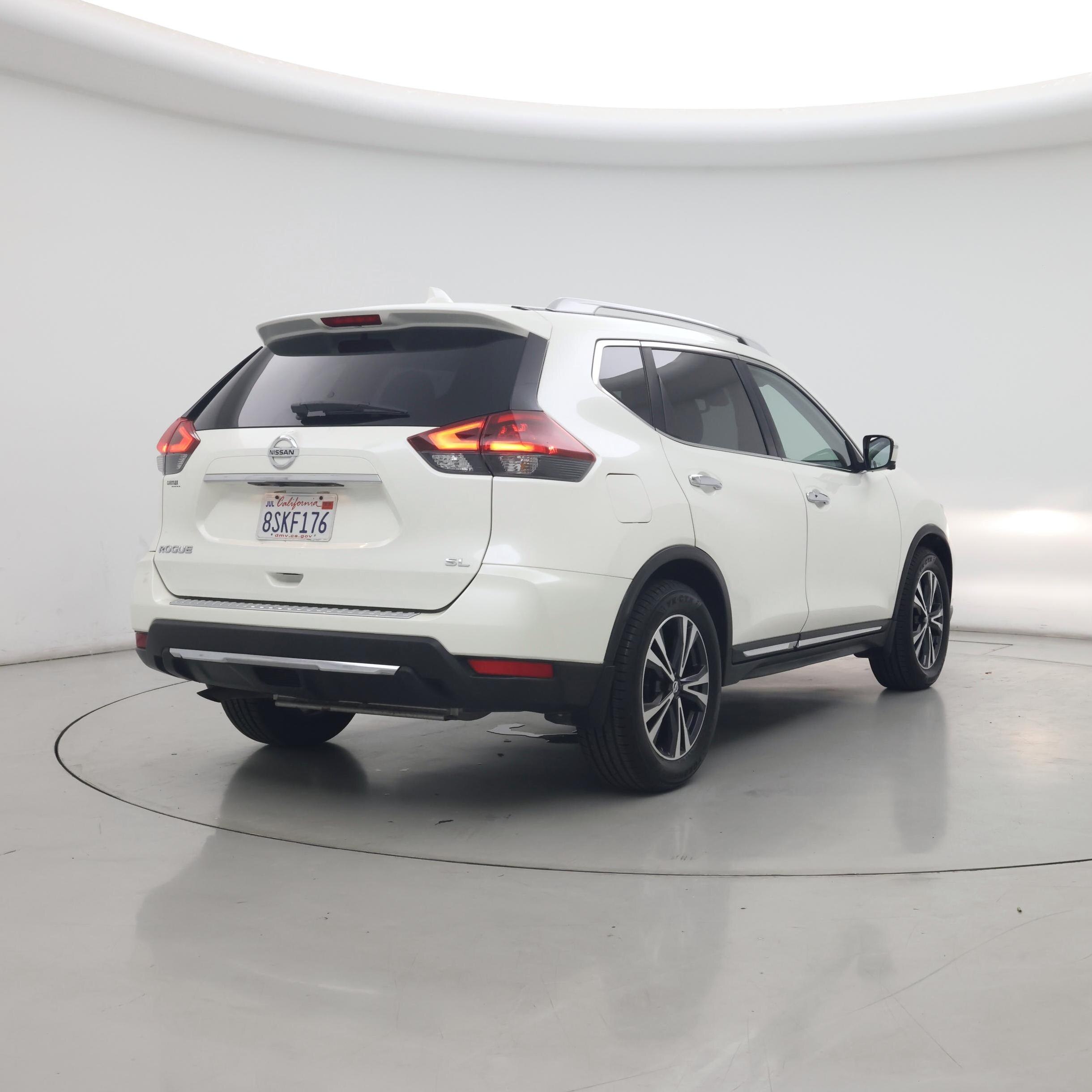 Thumbnail: 2018 Nissan Rogue - 8