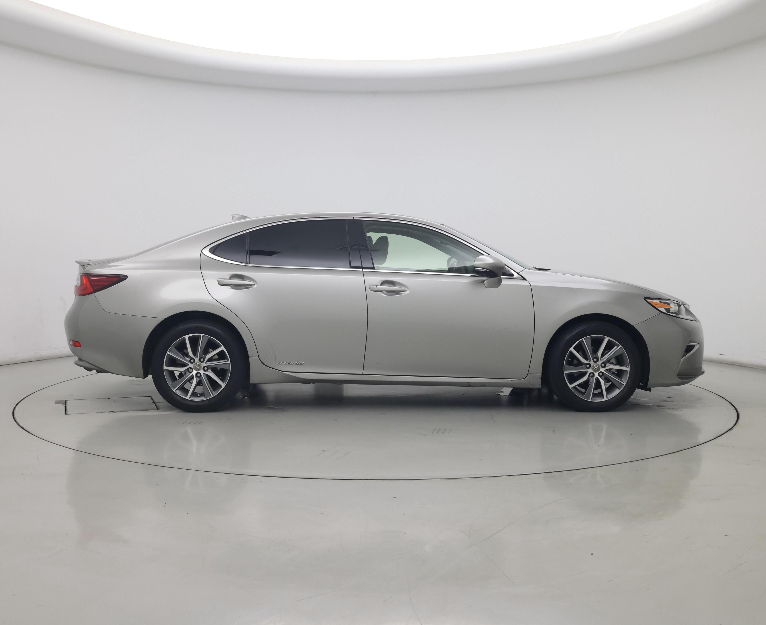Thumbnail: 2016 Lexus ES - 7
