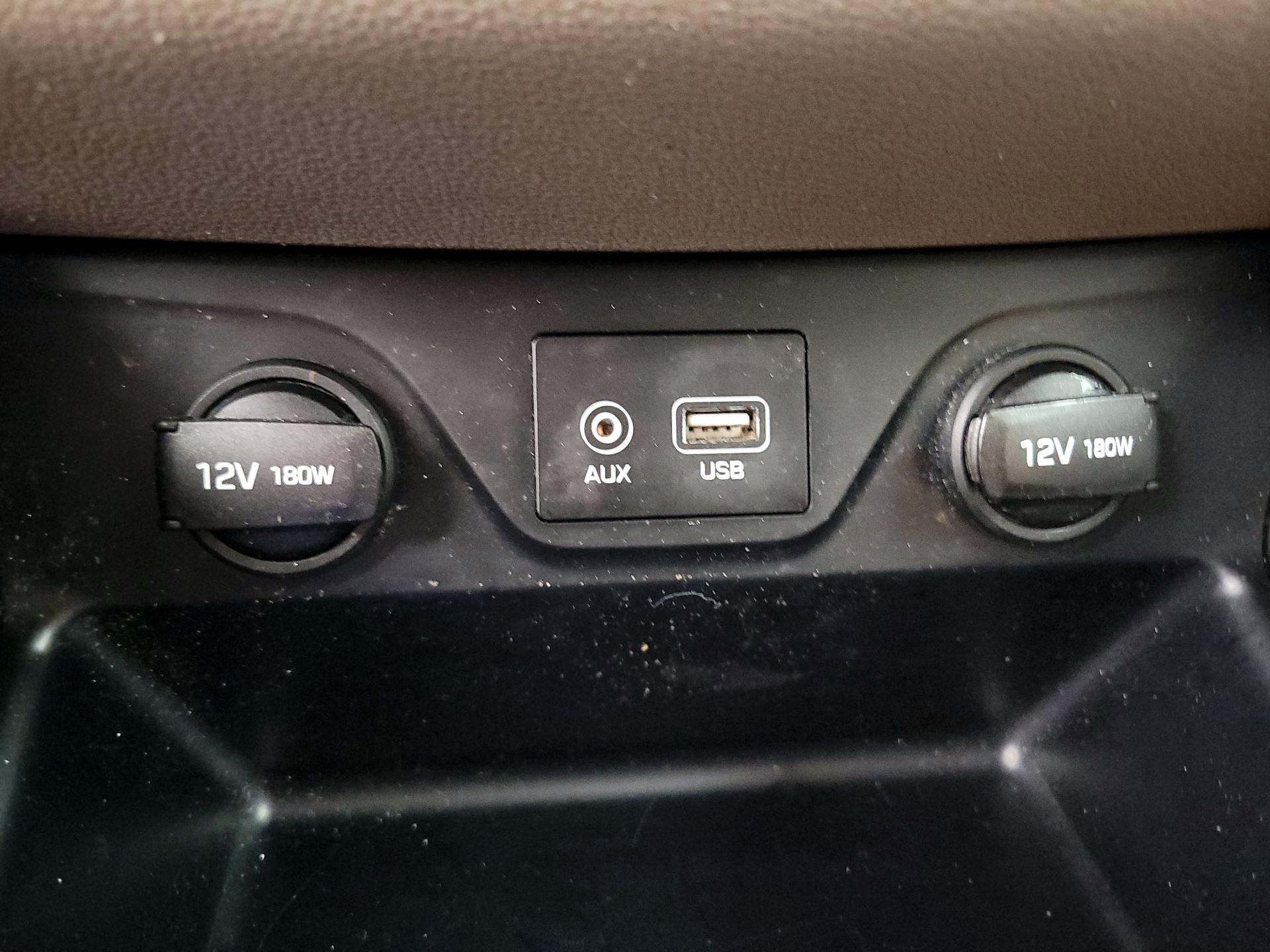 Thumbnail: 2019 Hyundai Tucson - 18