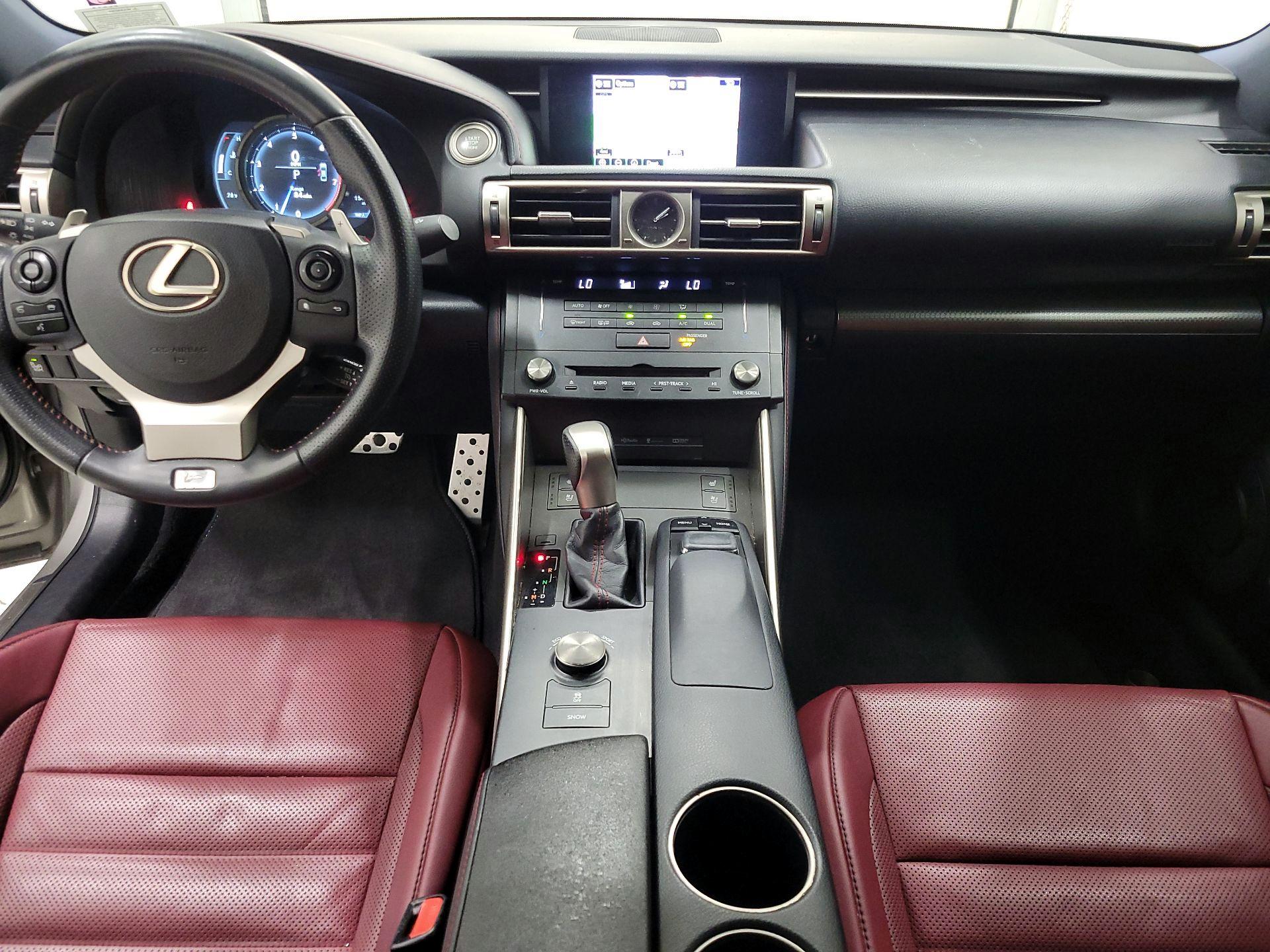 Thumbnail: 2015 Lexus IS - 9