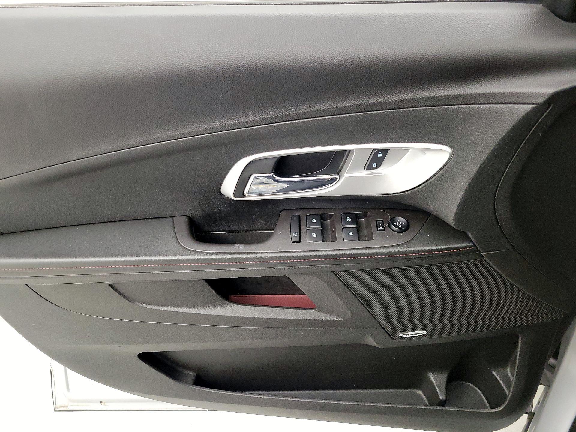 Thumbnail: 2015 Chevrolet Equinox - 12