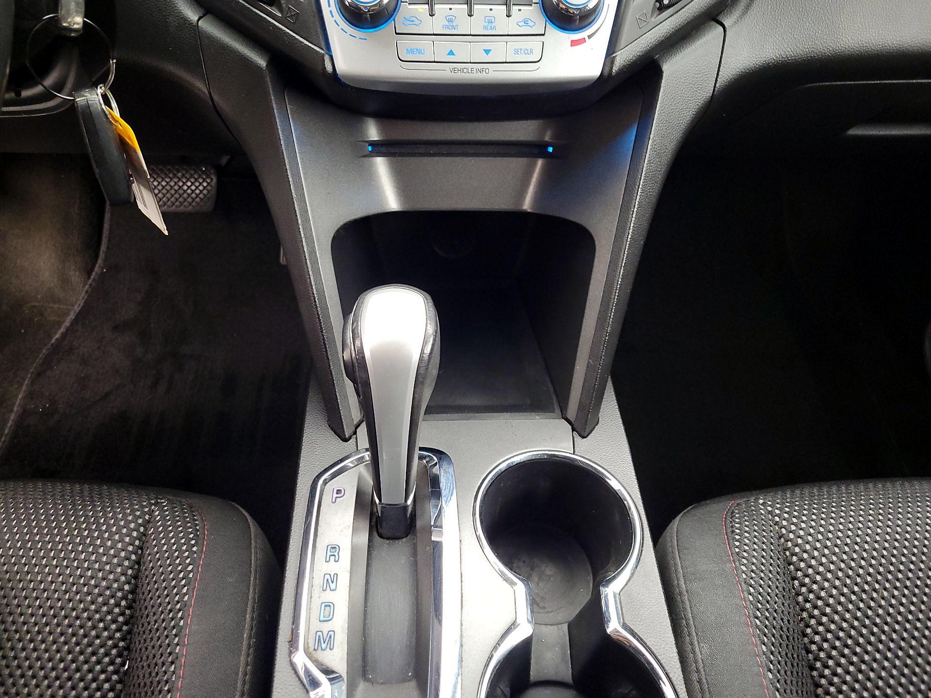 Thumbnail: 2015 Chevrolet Equinox - 16