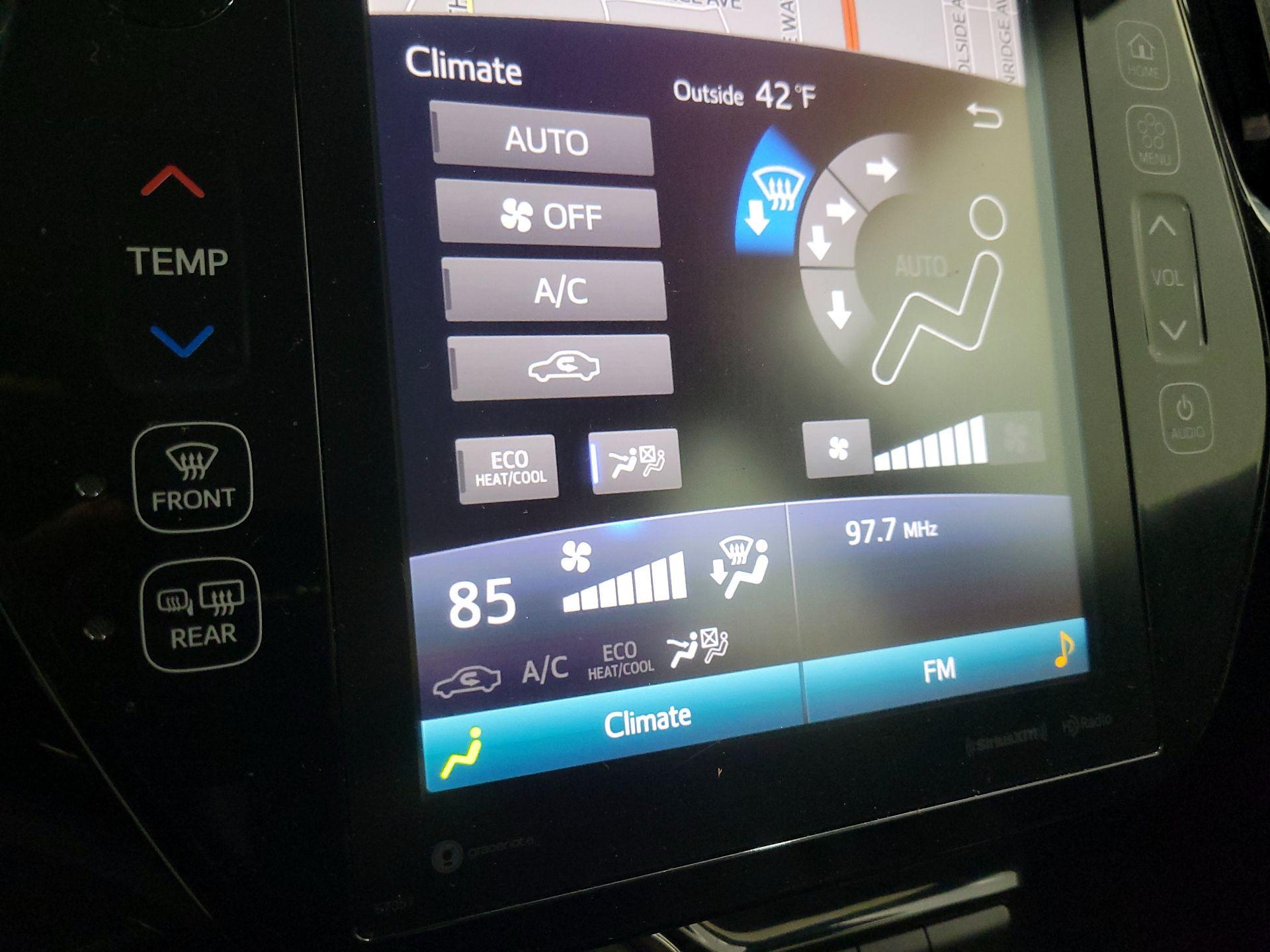 Thumbnail: 2020 Toyota Prius Prime - 17