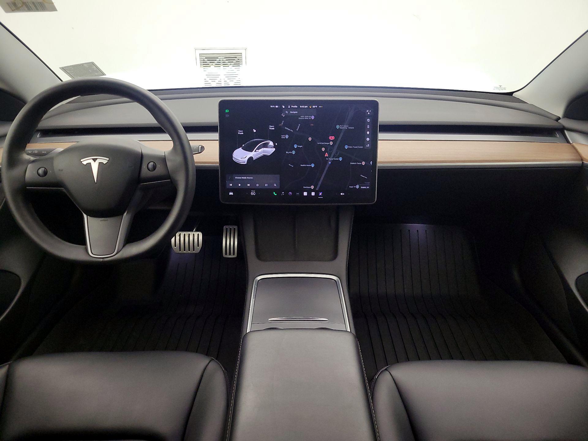 Thumbnail: 2021 Tesla Model 3 - 9