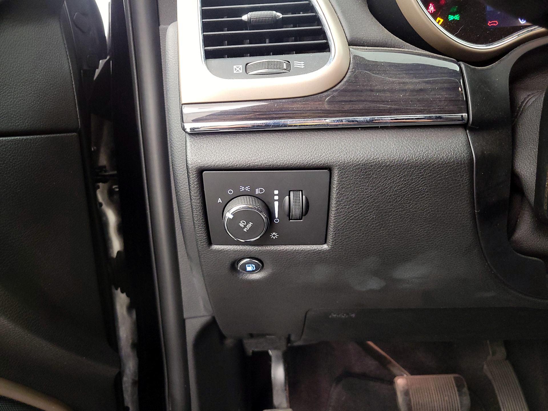 Thumbnail: 2017 Jeep Grand Cherokee - 13