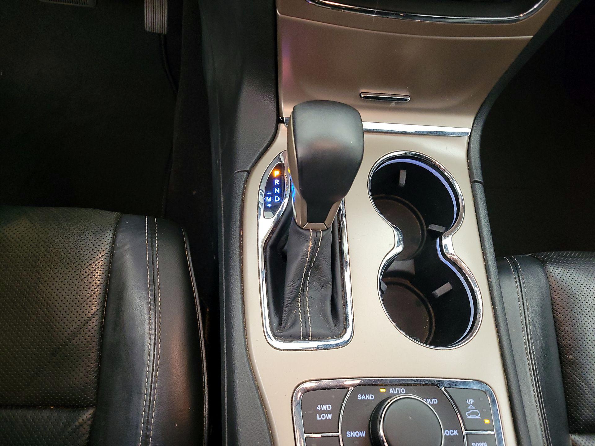 Thumbnail: 2017 Jeep Grand Cherokee - 18