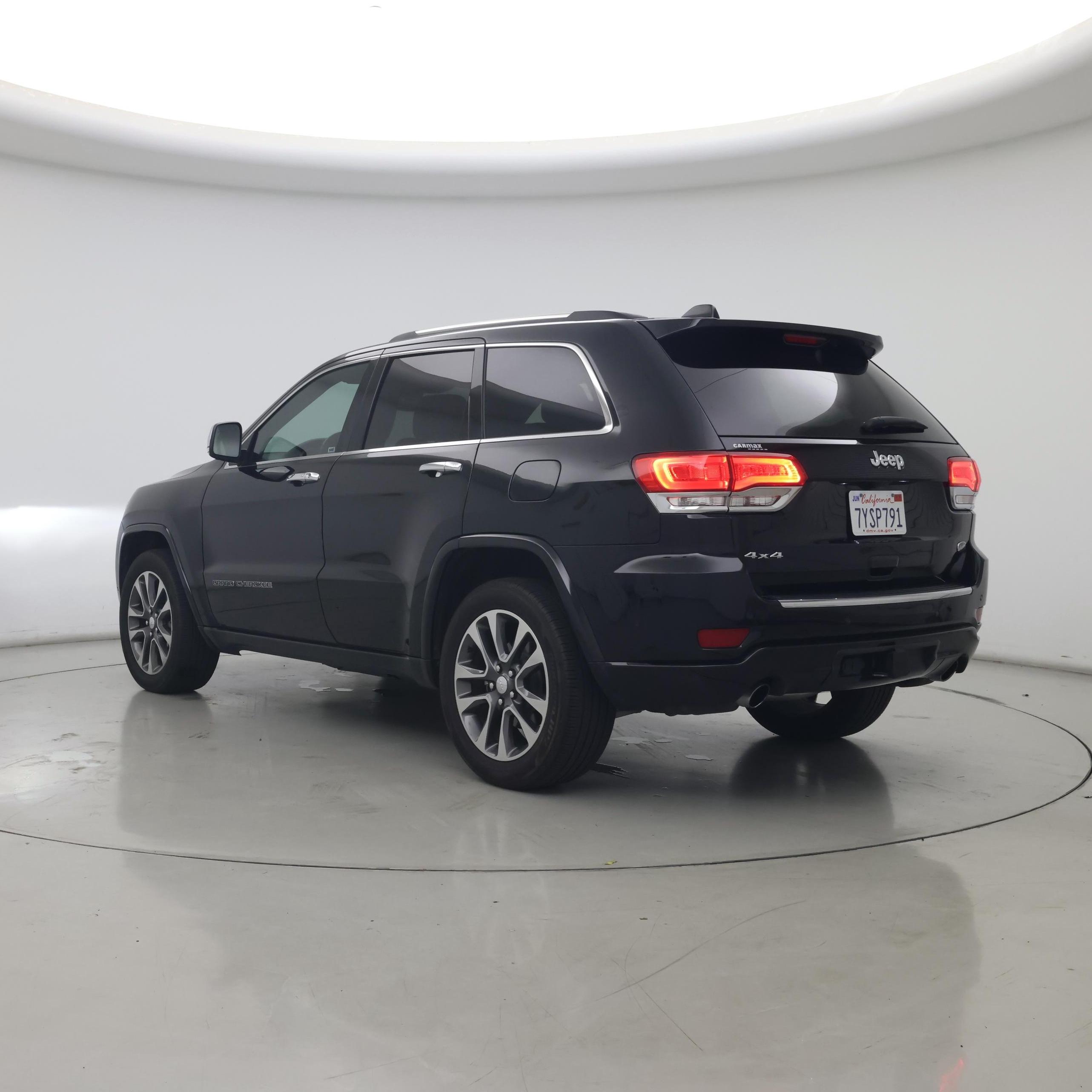 Thumbnail: 2017 Jeep Grand Cherokee - 2