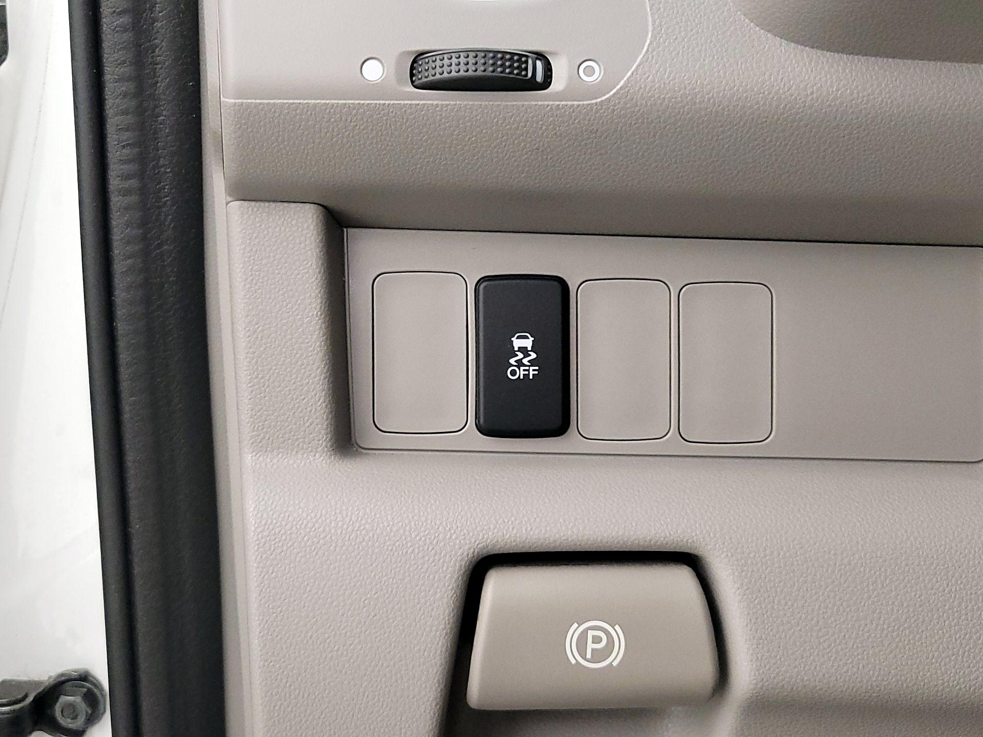 Thumbnail: 2014 Honda Pilot - 13