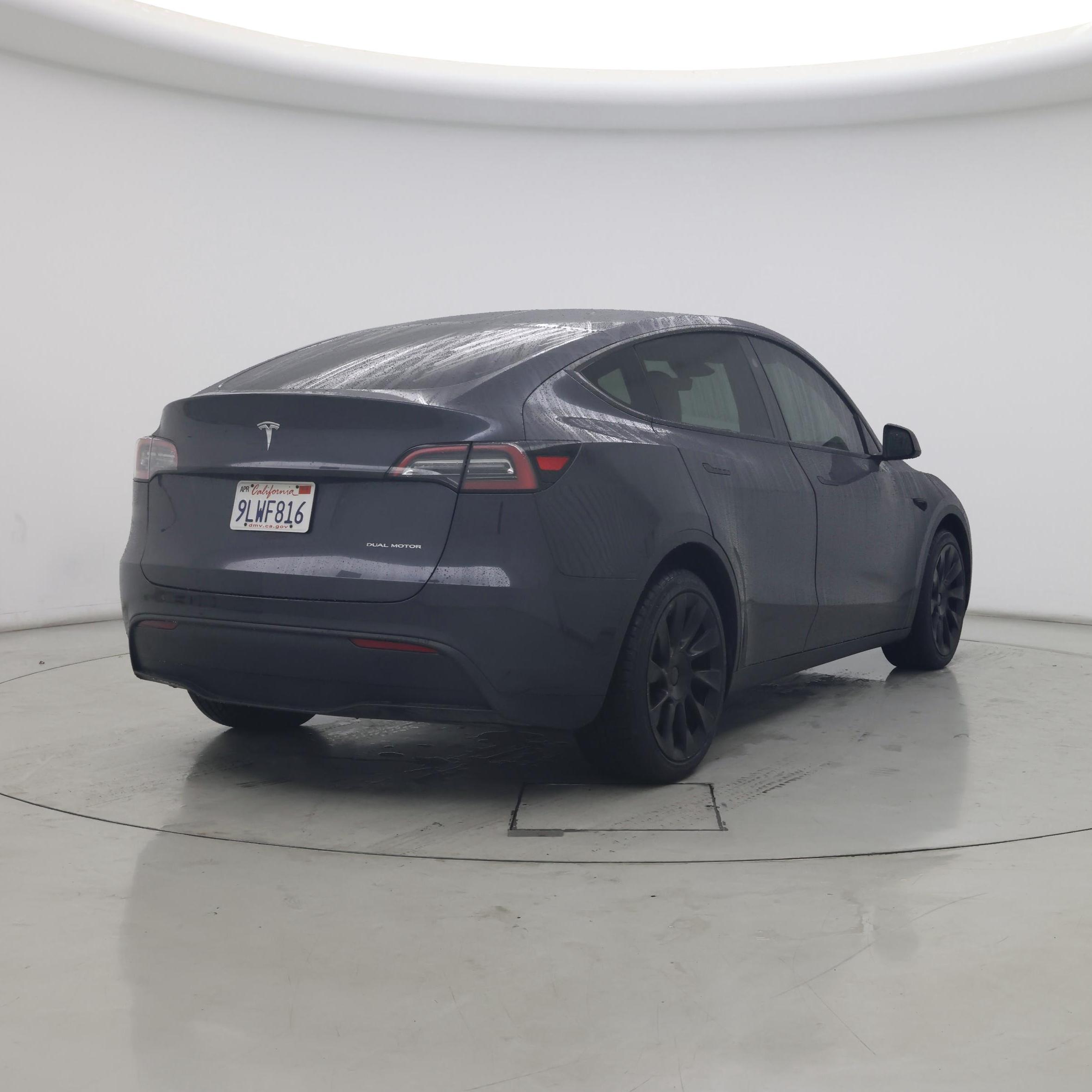 Thumbnail: 2024 Tesla Model Y - 8