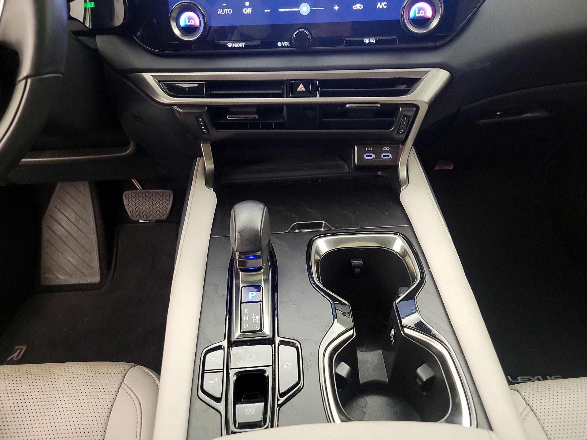 Thumbnail: 2023 Lexus RX - 17