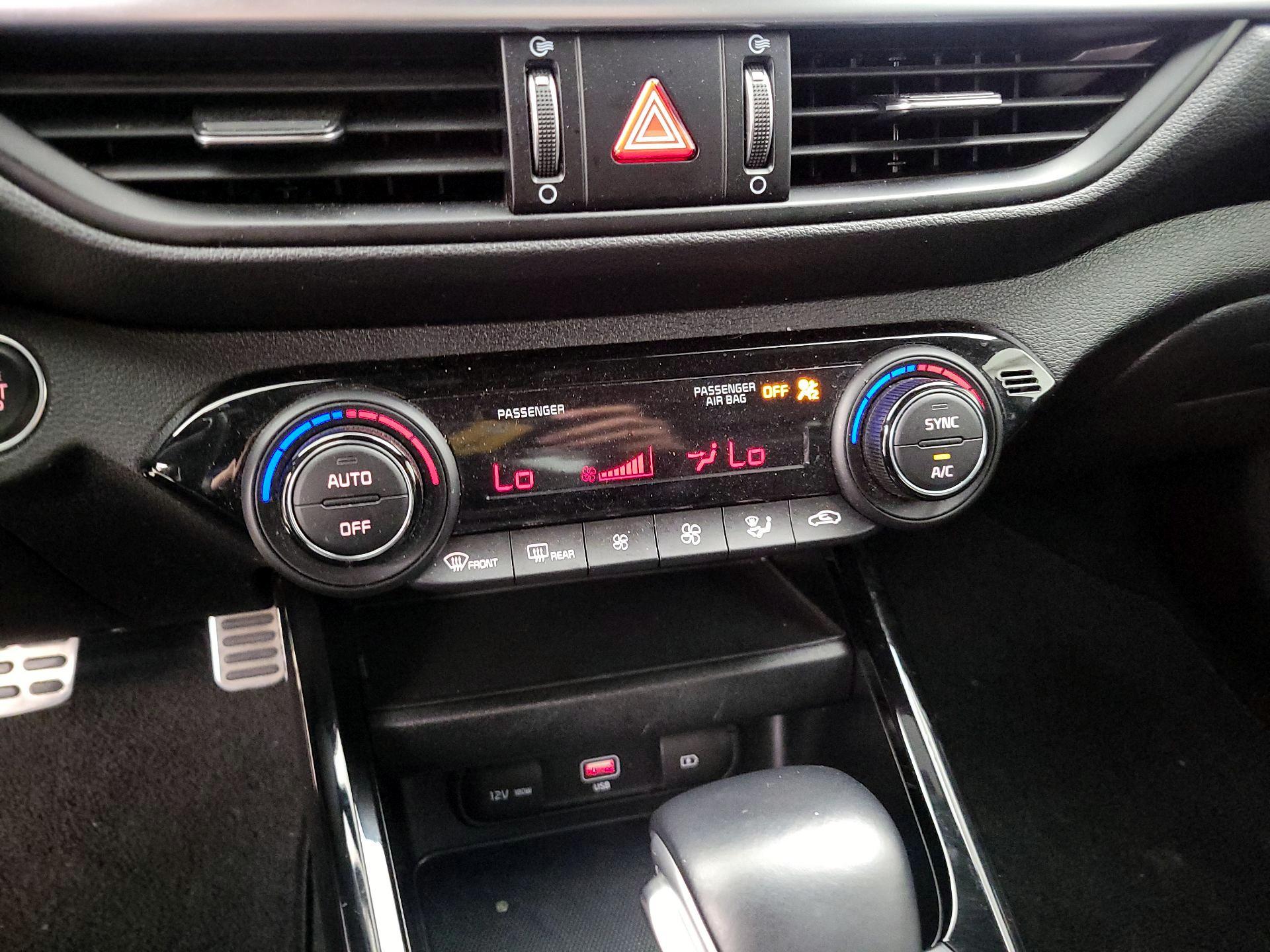 Thumbnail: 2023 Kia Forte - 17