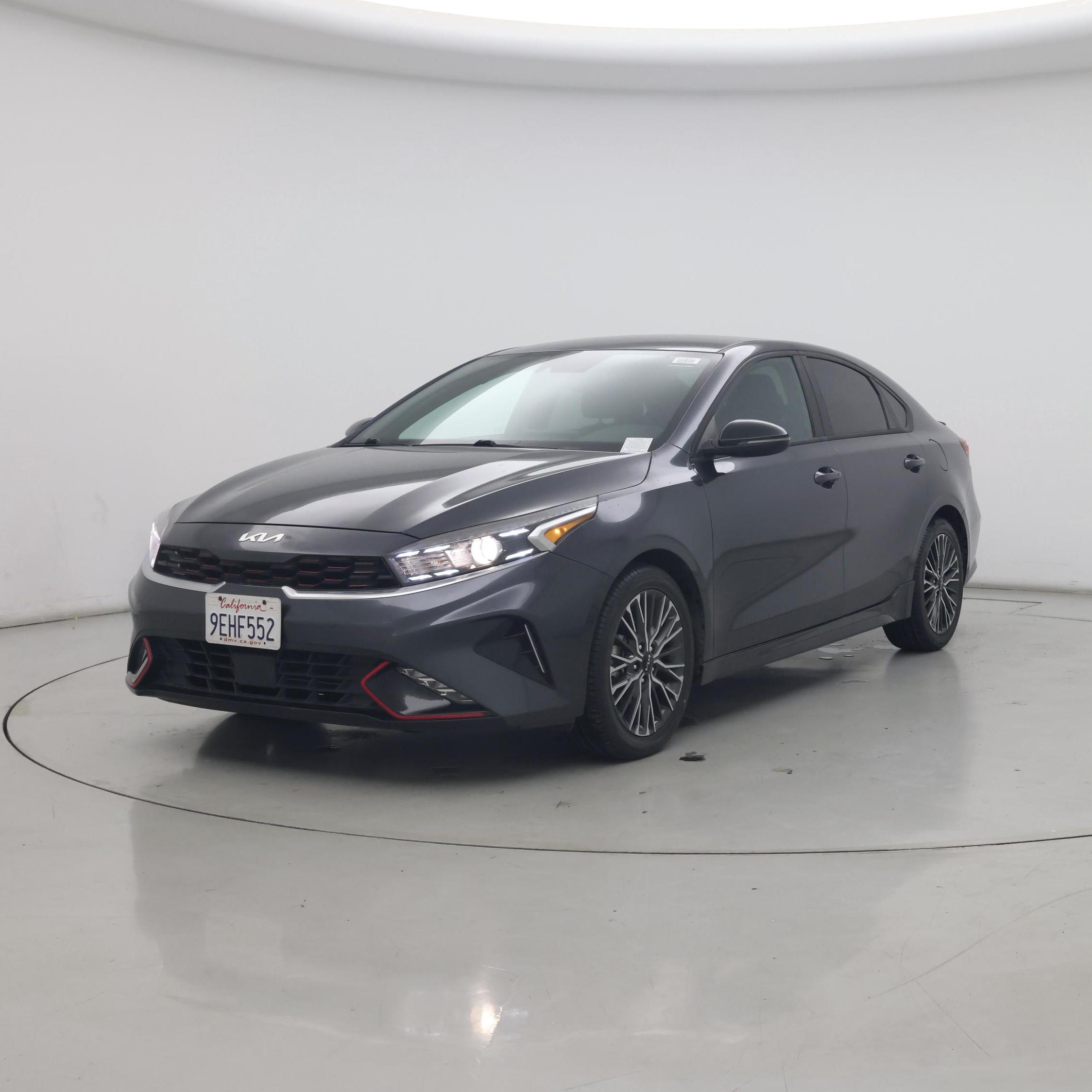 Thumbnail: 2023 Kia Forte - 4