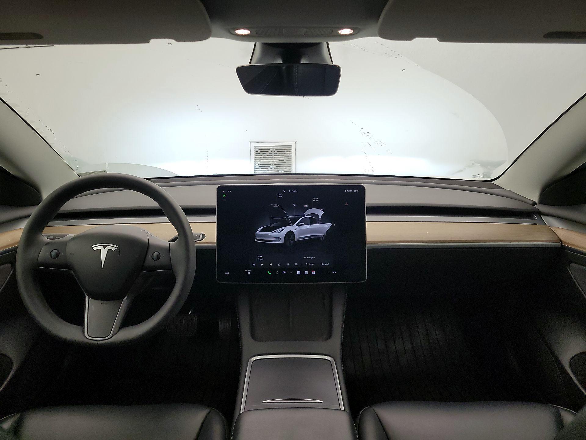 Thumbnail: 2023 Tesla Model 3 - 9