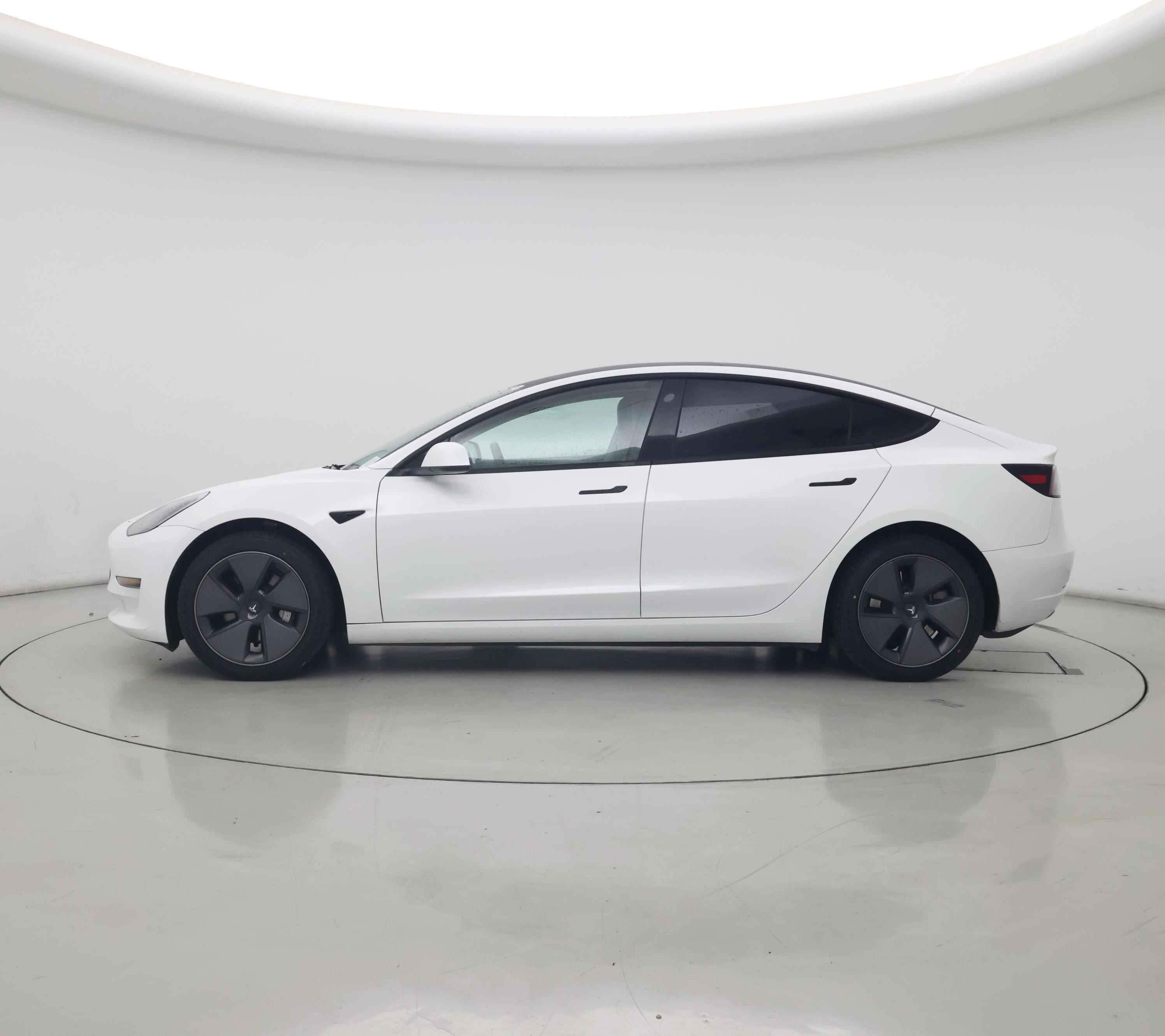 Thumbnail: 2023 Tesla Model 3 - 3