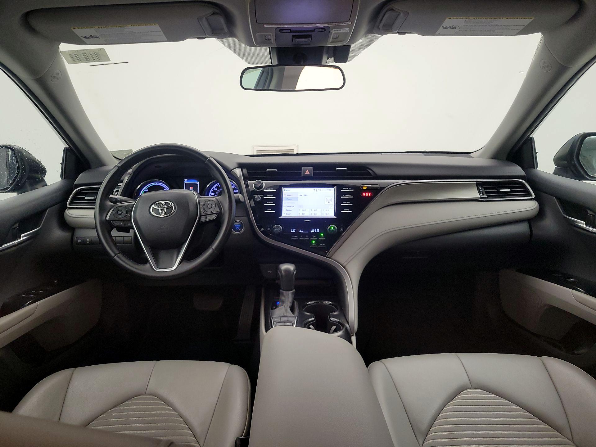 Thumbnail: 2020 Toyota Camry - 9