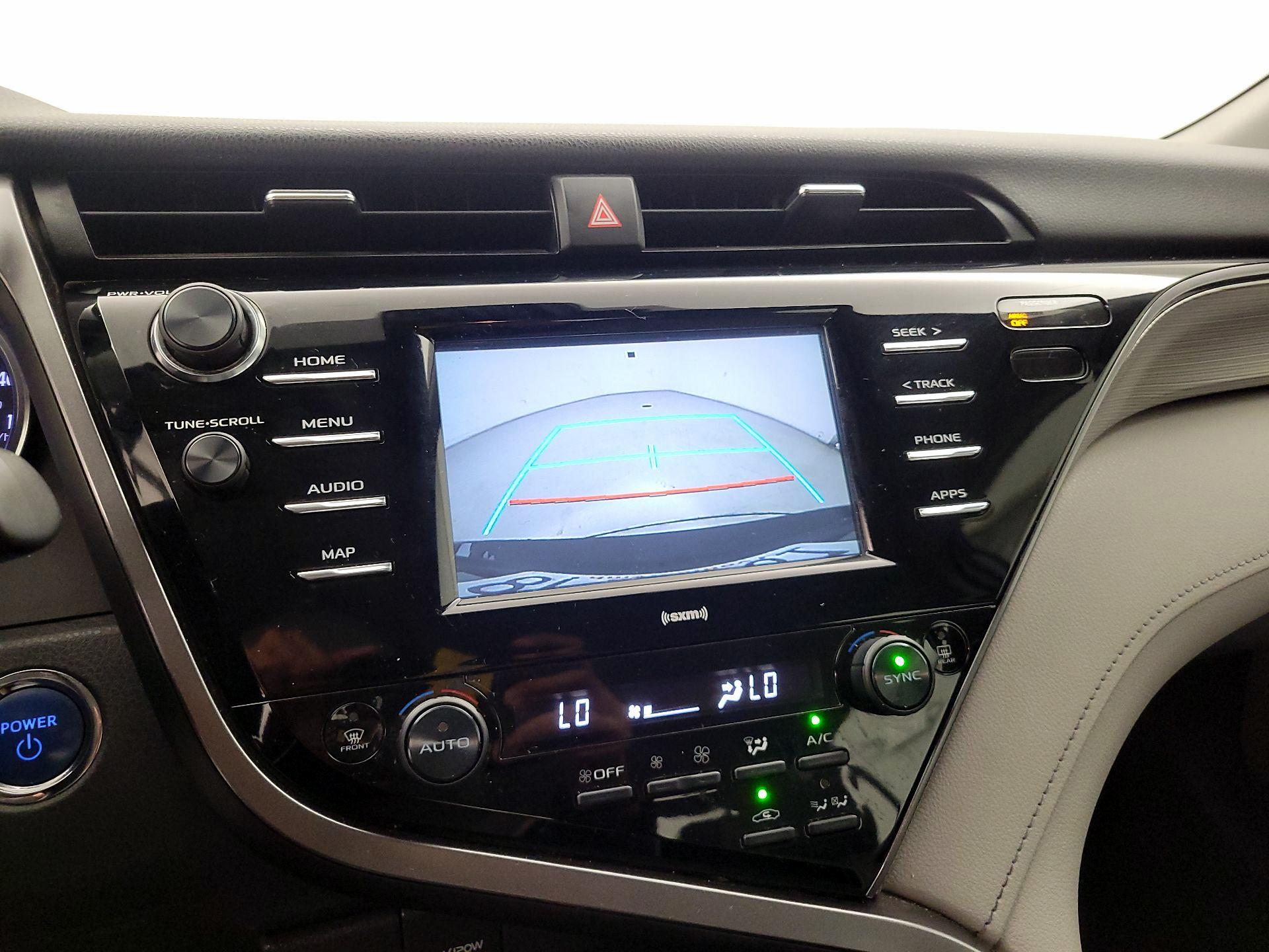 Thumbnail: 2020 Toyota Camry - 14