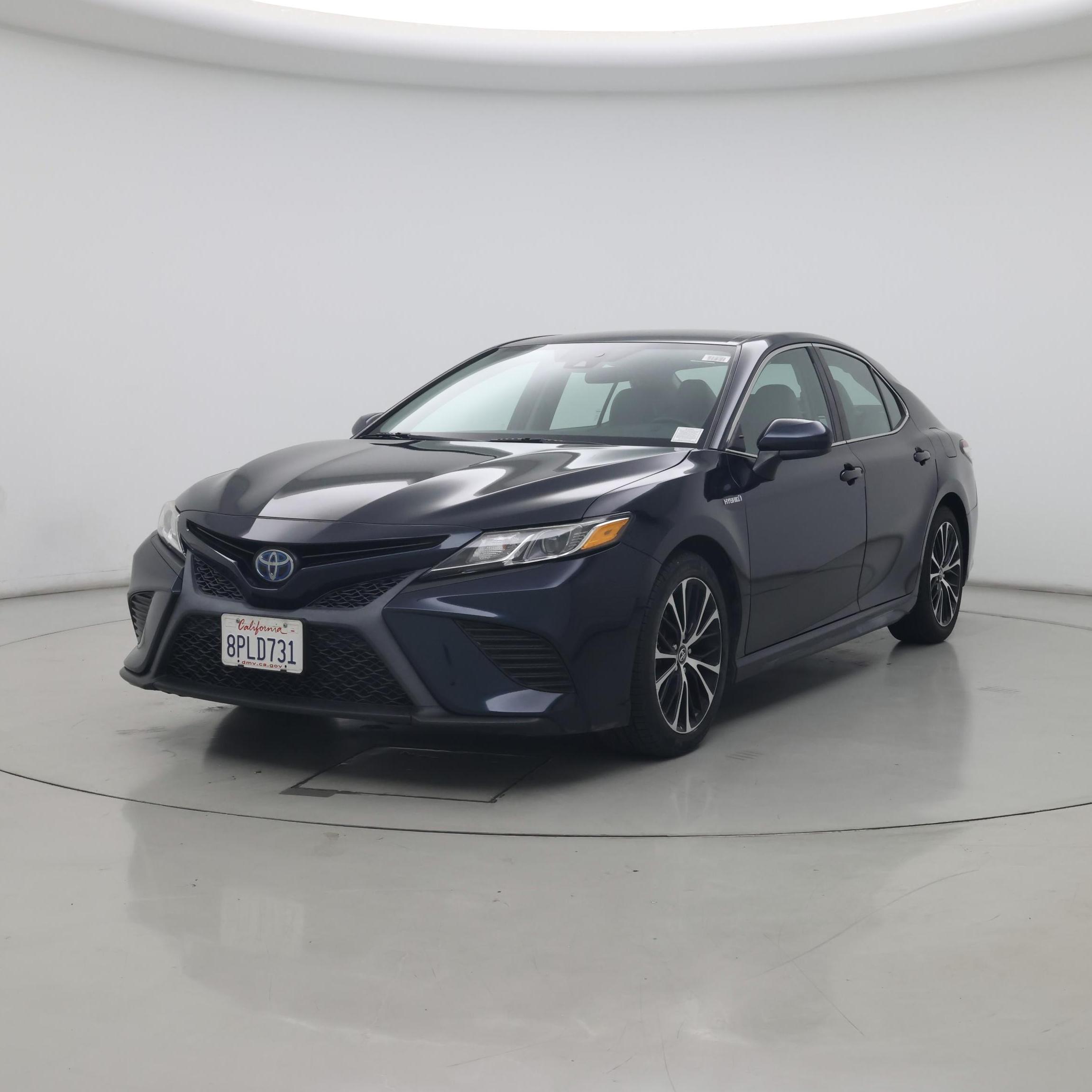 Thumbnail: 2020 Toyota Camry - 4