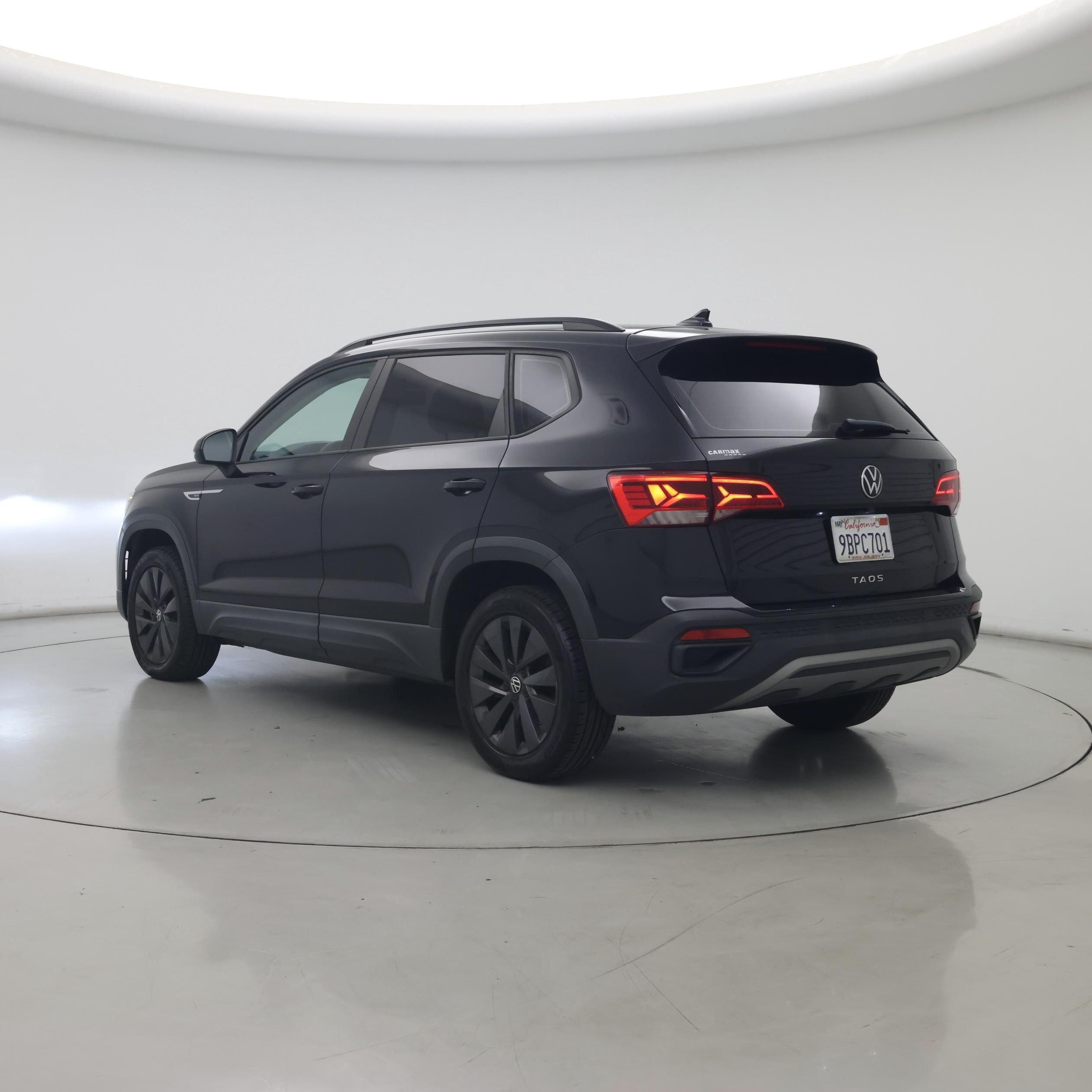 Thumbnail: 2022 Volkswagen Taos - 2