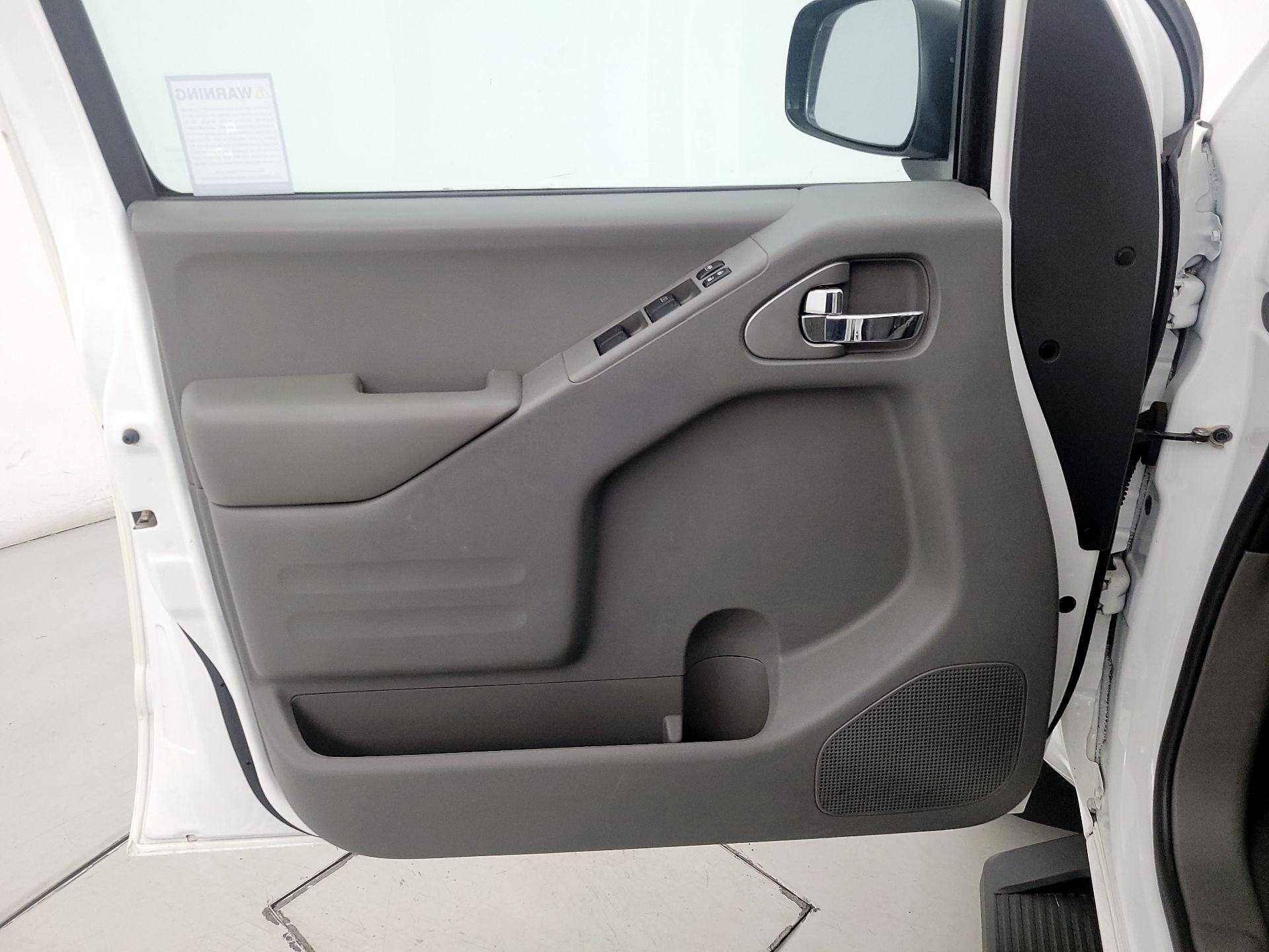 Thumbnail: 2018 Nissan Frontier - 12