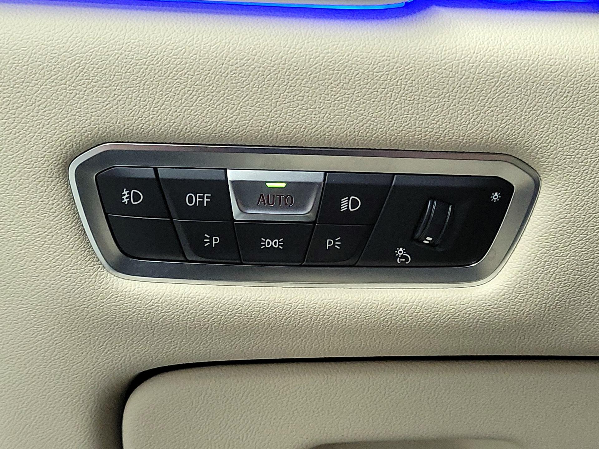 Thumbnail: 2021 BMW X5 - 13