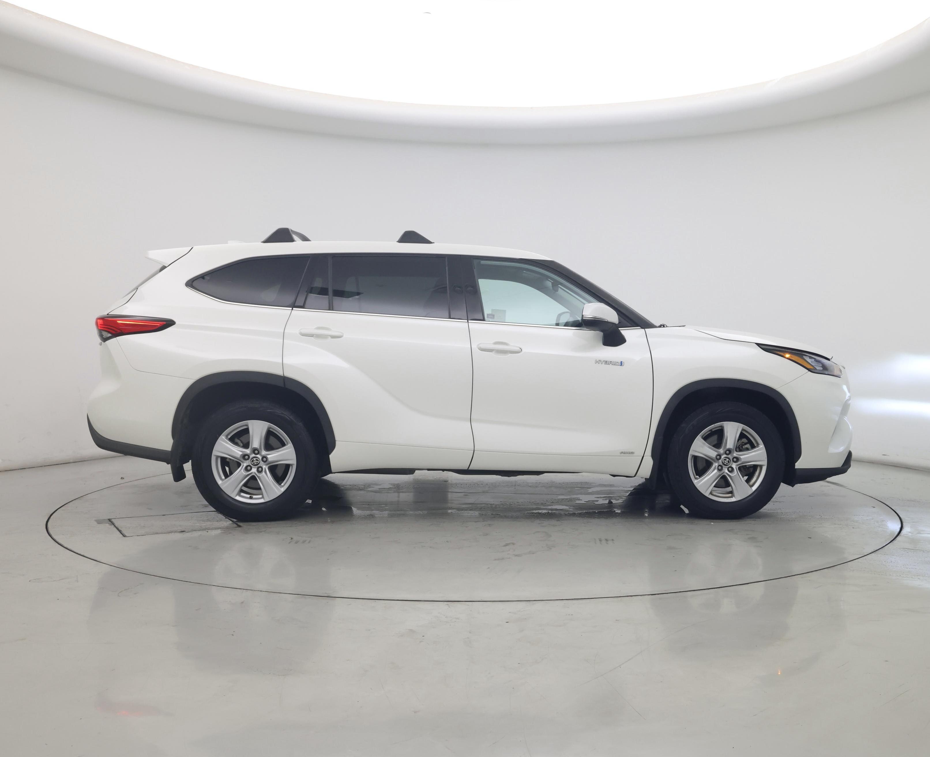 Thumbnail: 2020 Toyota Highlander - 7