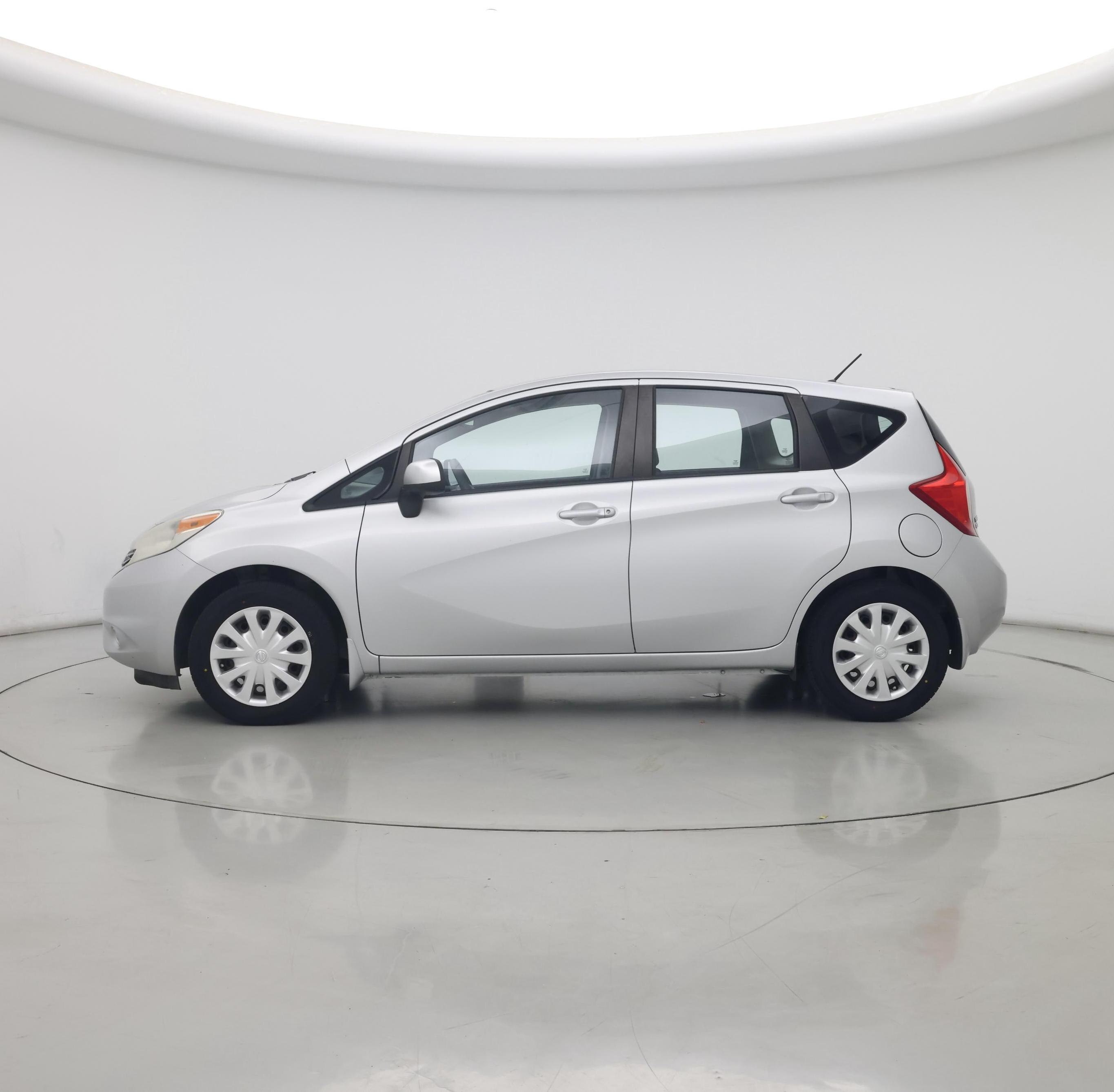 Thumbnail: 2014 Nissan Versa Note - 3