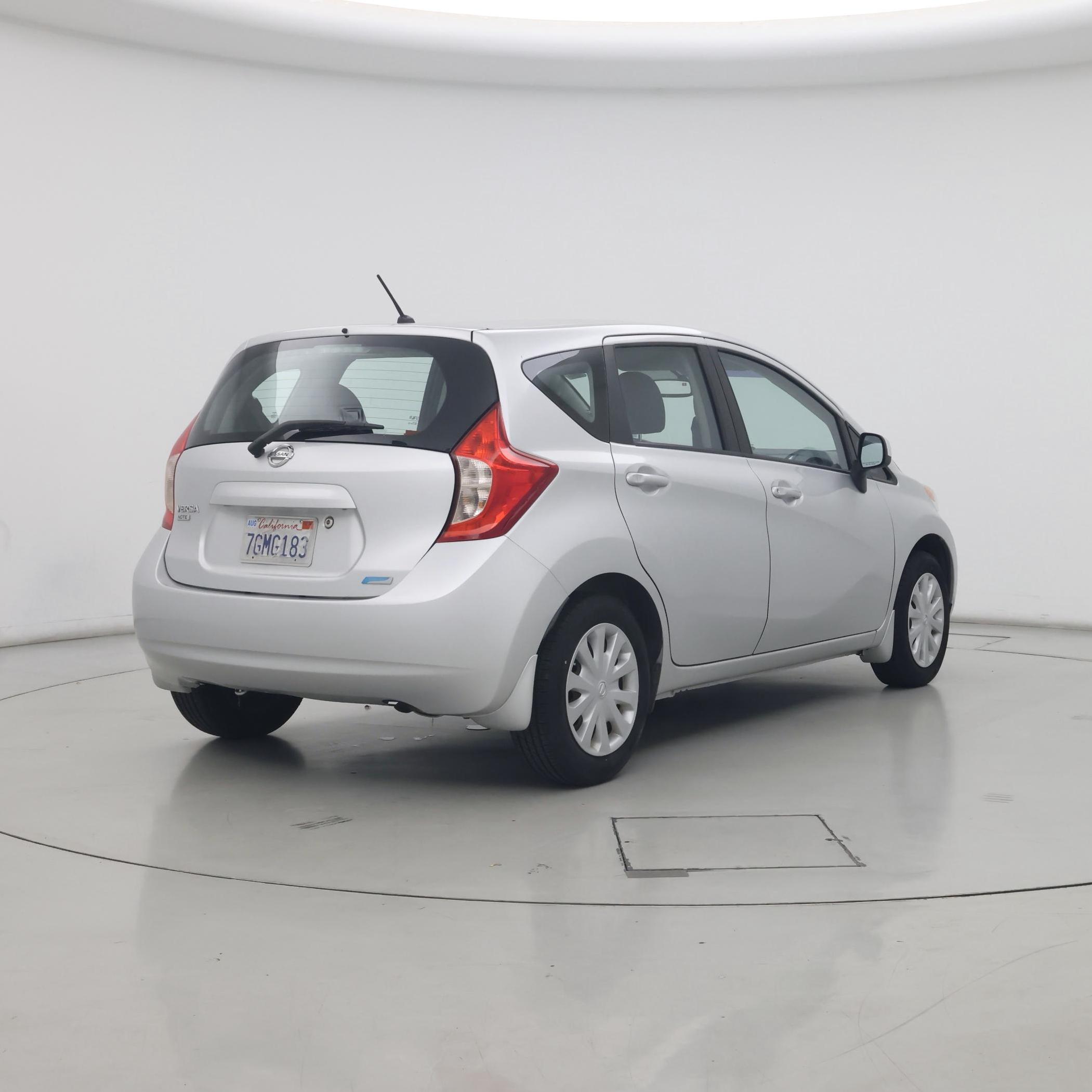 Thumbnail: 2014 Nissan Versa Note - 8