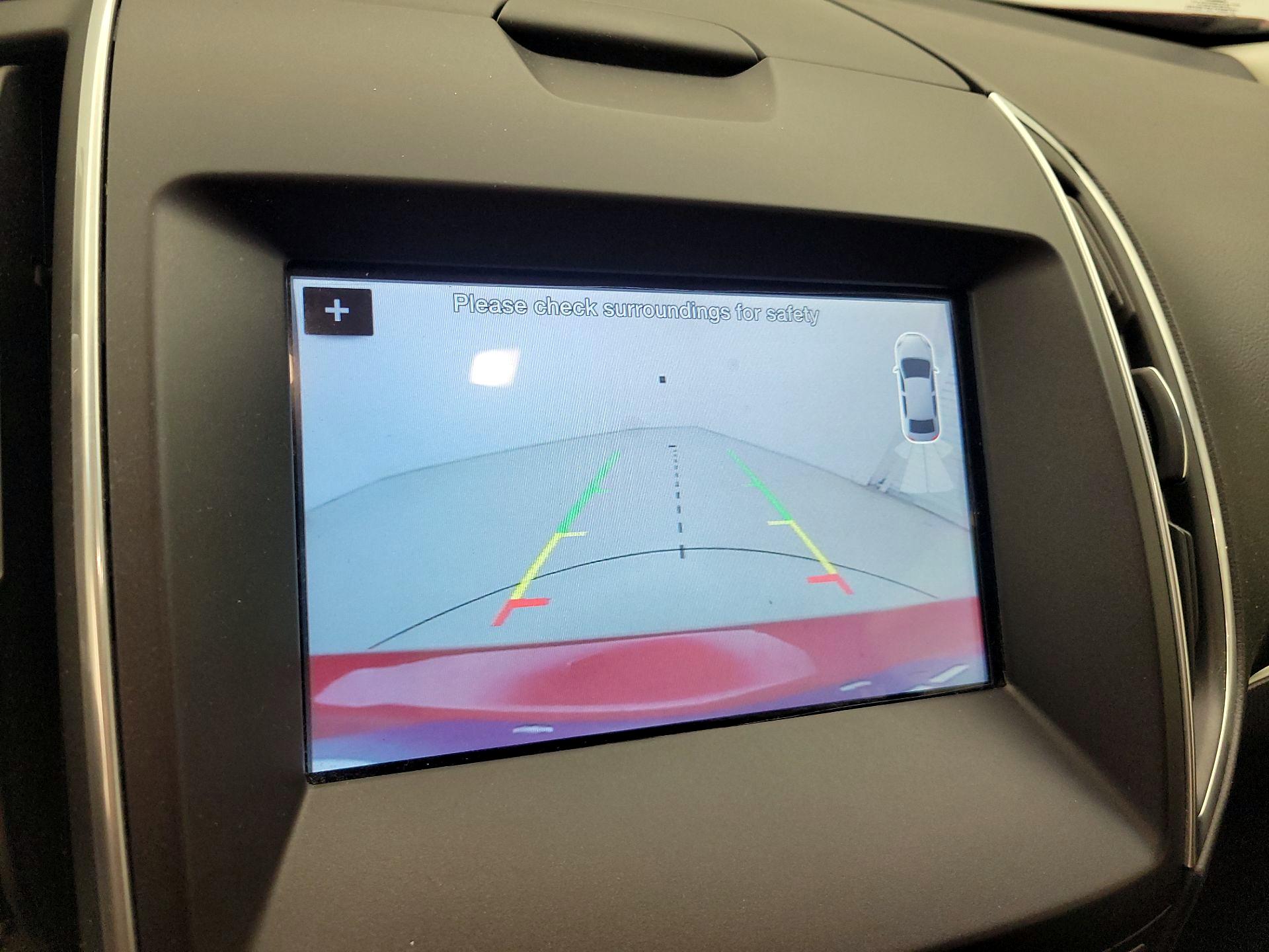 Thumbnail: 2016 Ford Edge - 14