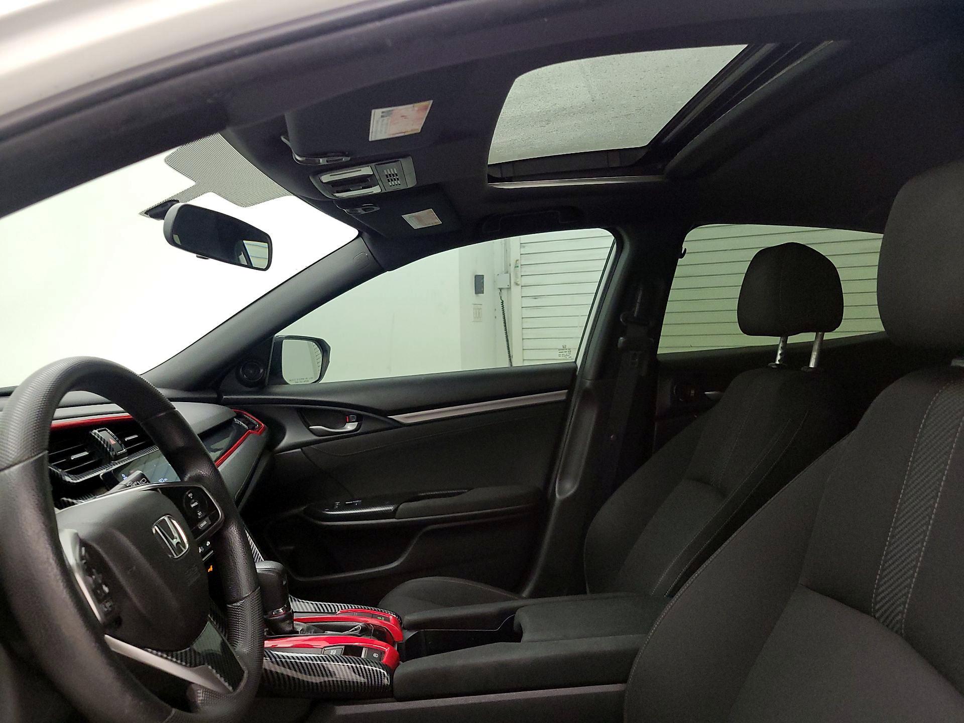 Thumbnail: 2017 Honda Civic - 19