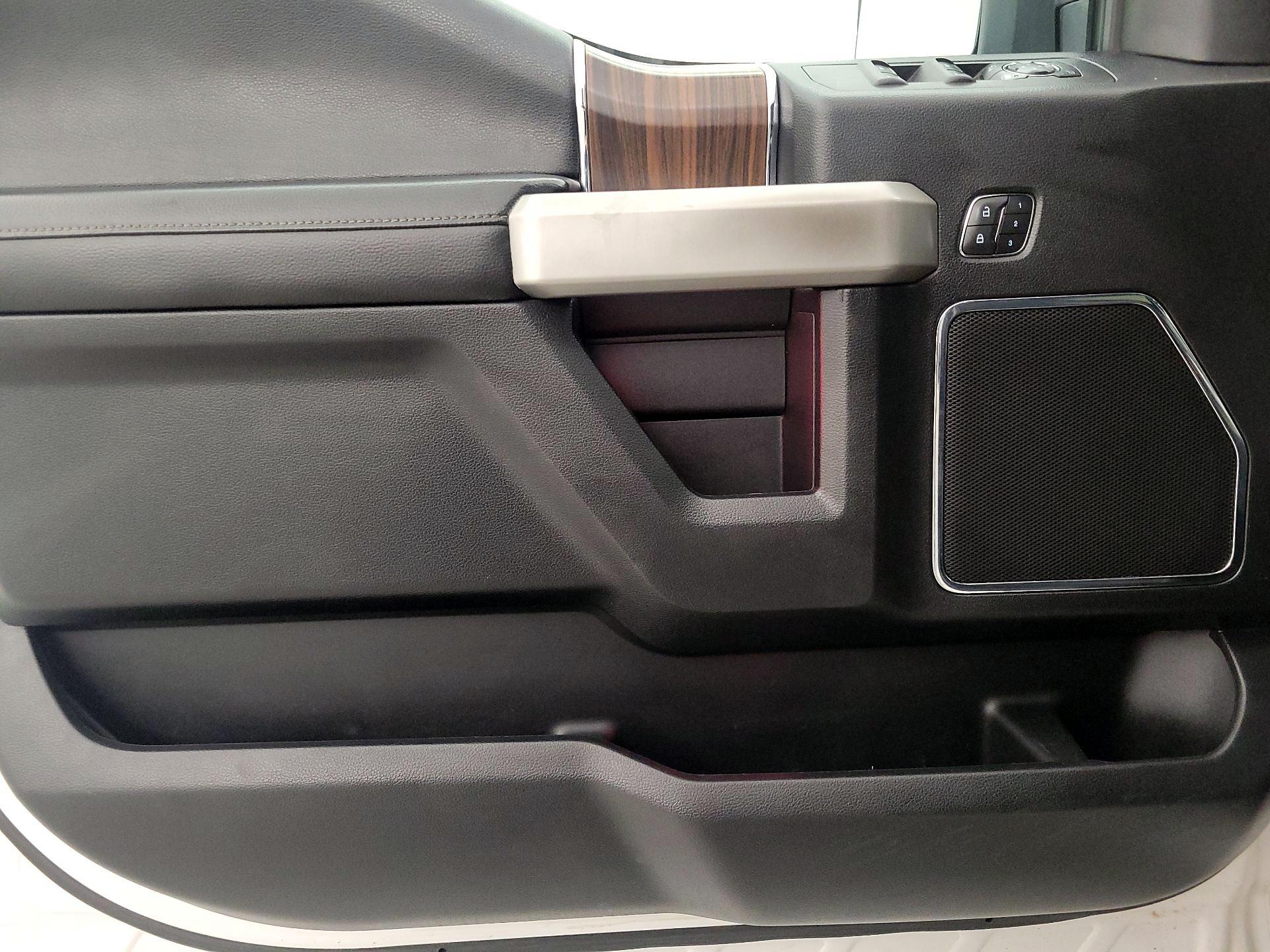 Thumbnail: 2015 Ford F-150 - 12