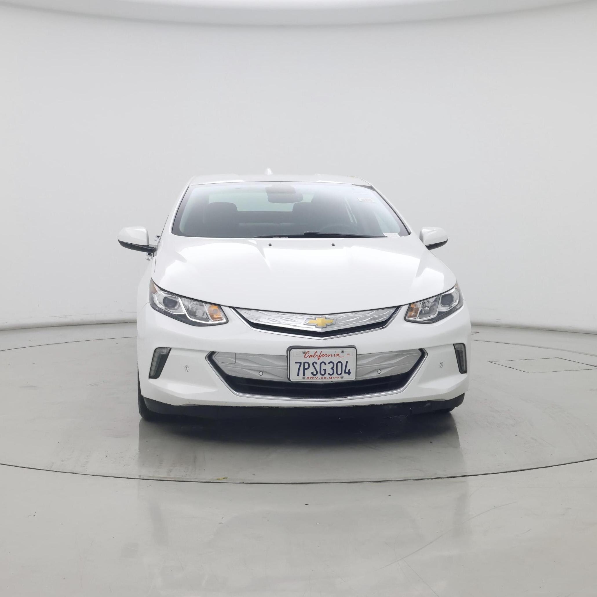 Thumbnail: 2016 Chevrolet Volt - 5