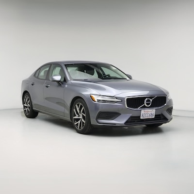 2020 Volvo S60 T6 Momentum