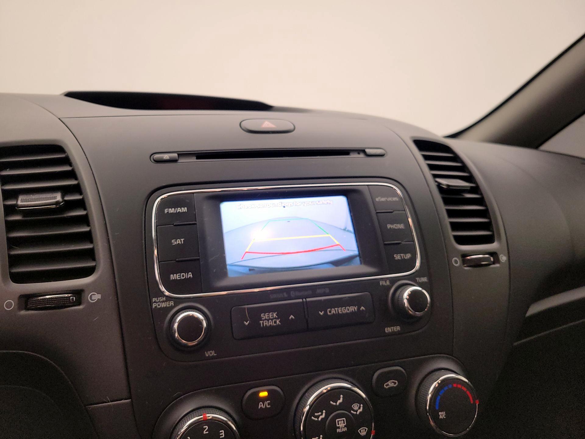 Thumbnail: 2015 Kia Forte - 14