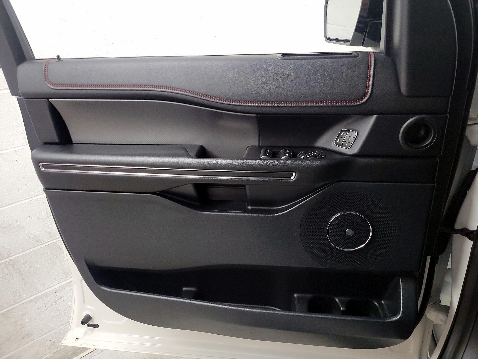 Thumbnail: 2021 Ford Expedition - 12