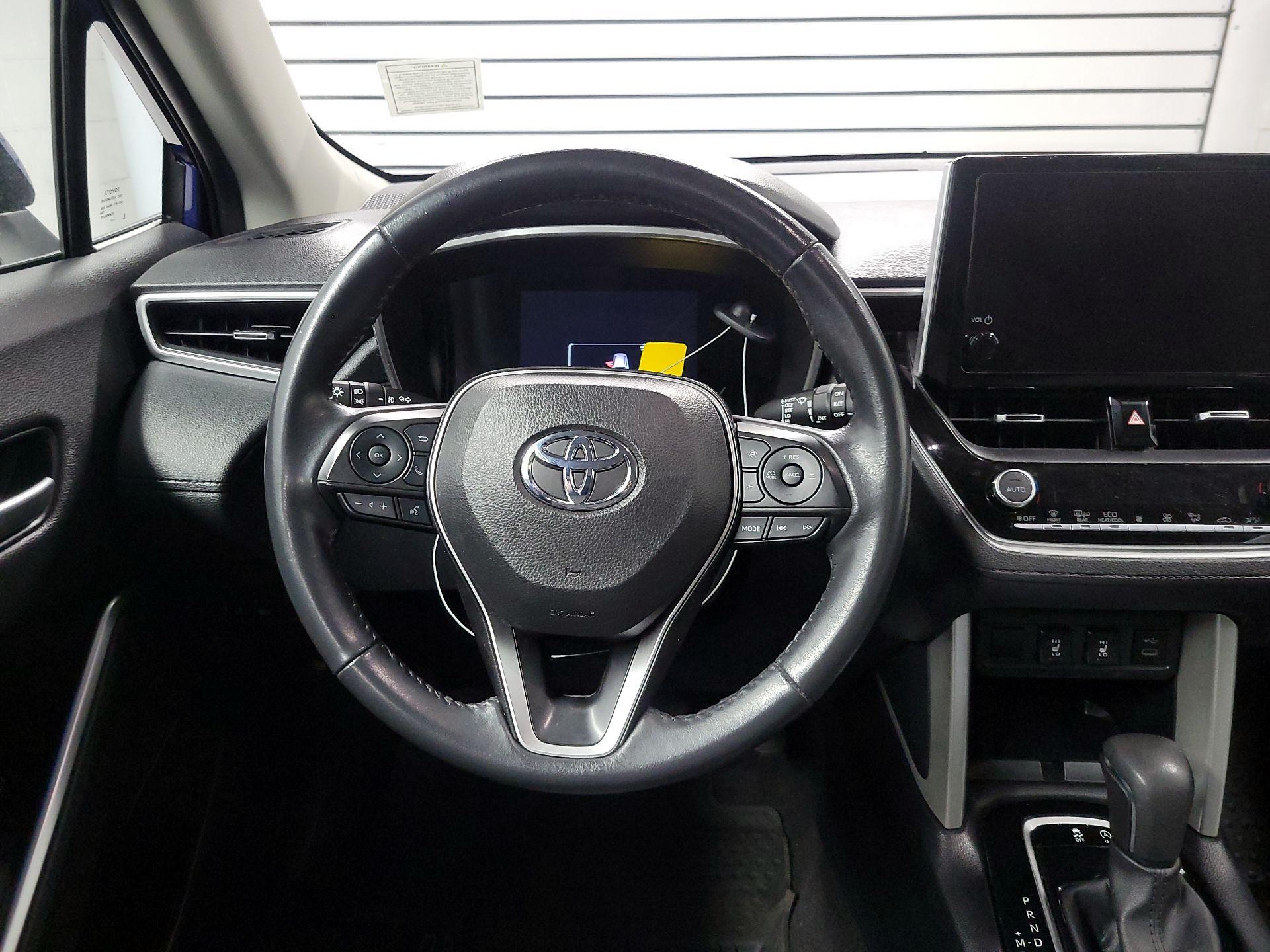 Thumbnail: 2024 Toyota Corolla Cross - 10