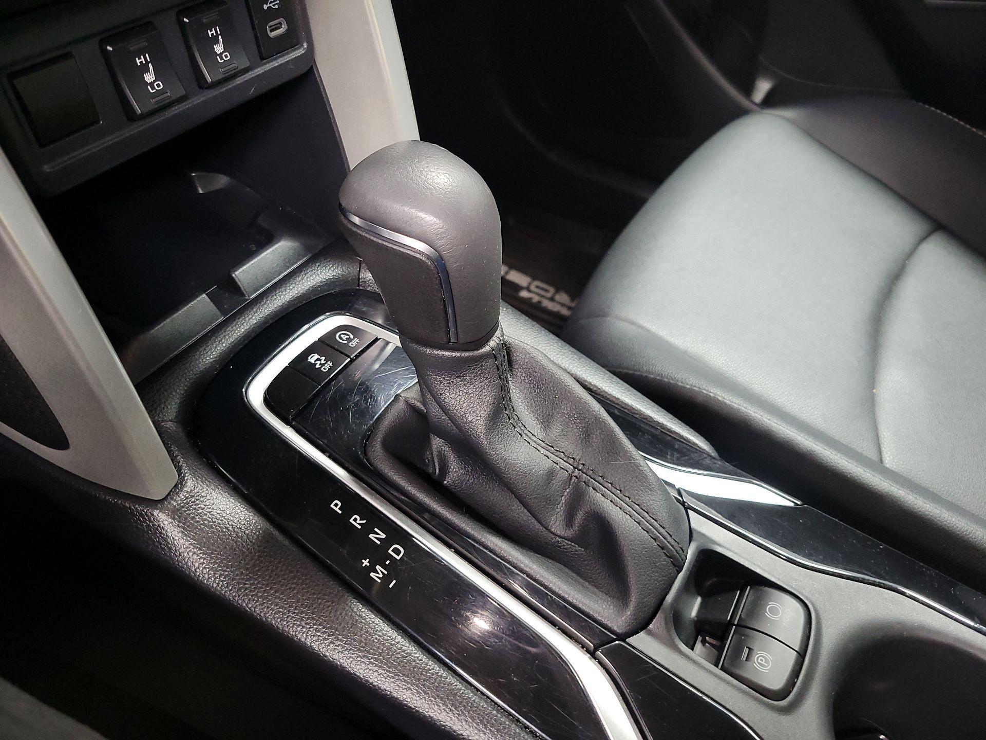 Thumbnail: 2024 Toyota Corolla Cross - 17