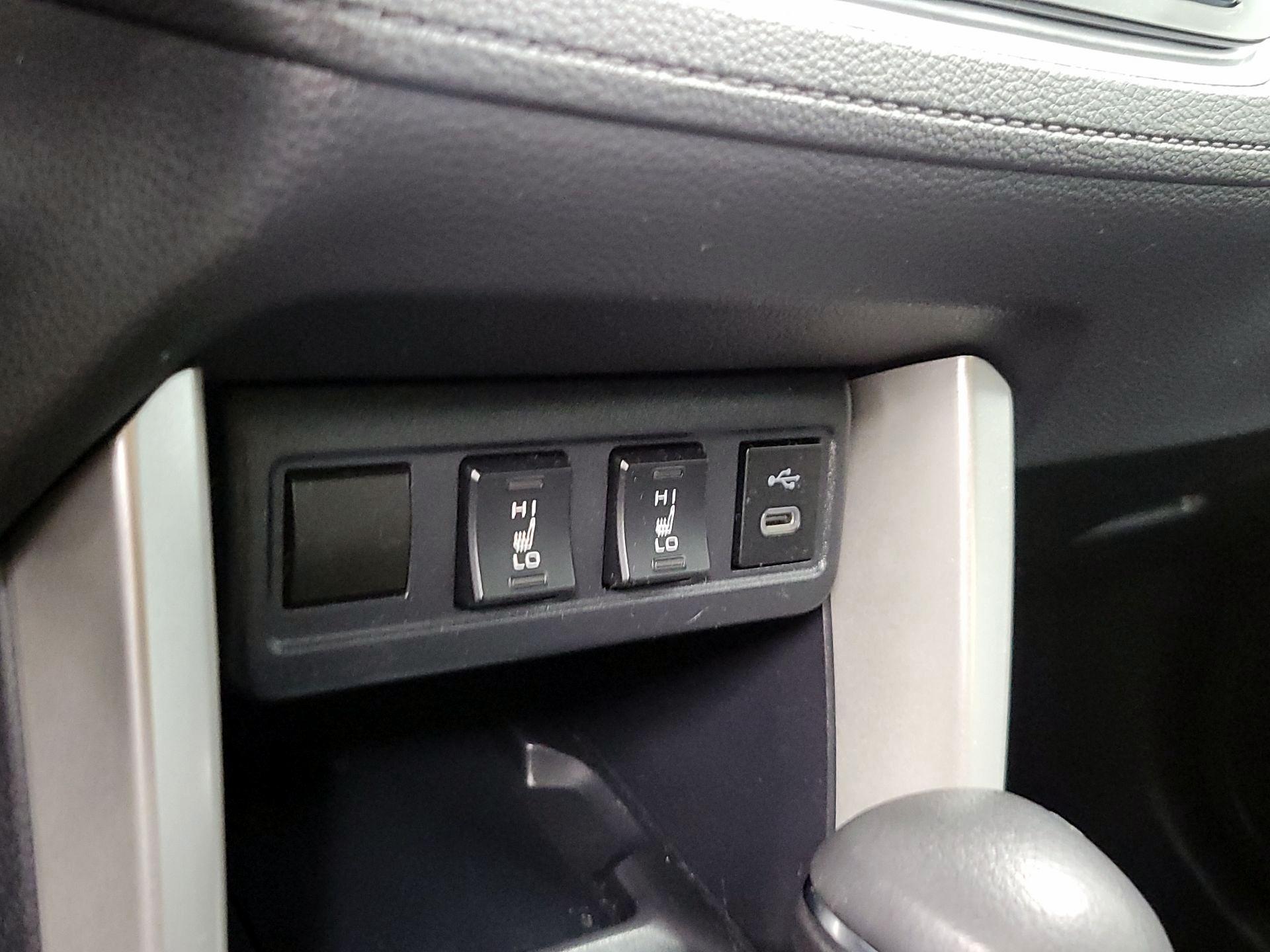 Thumbnail: 2024 Toyota Corolla Cross - 18