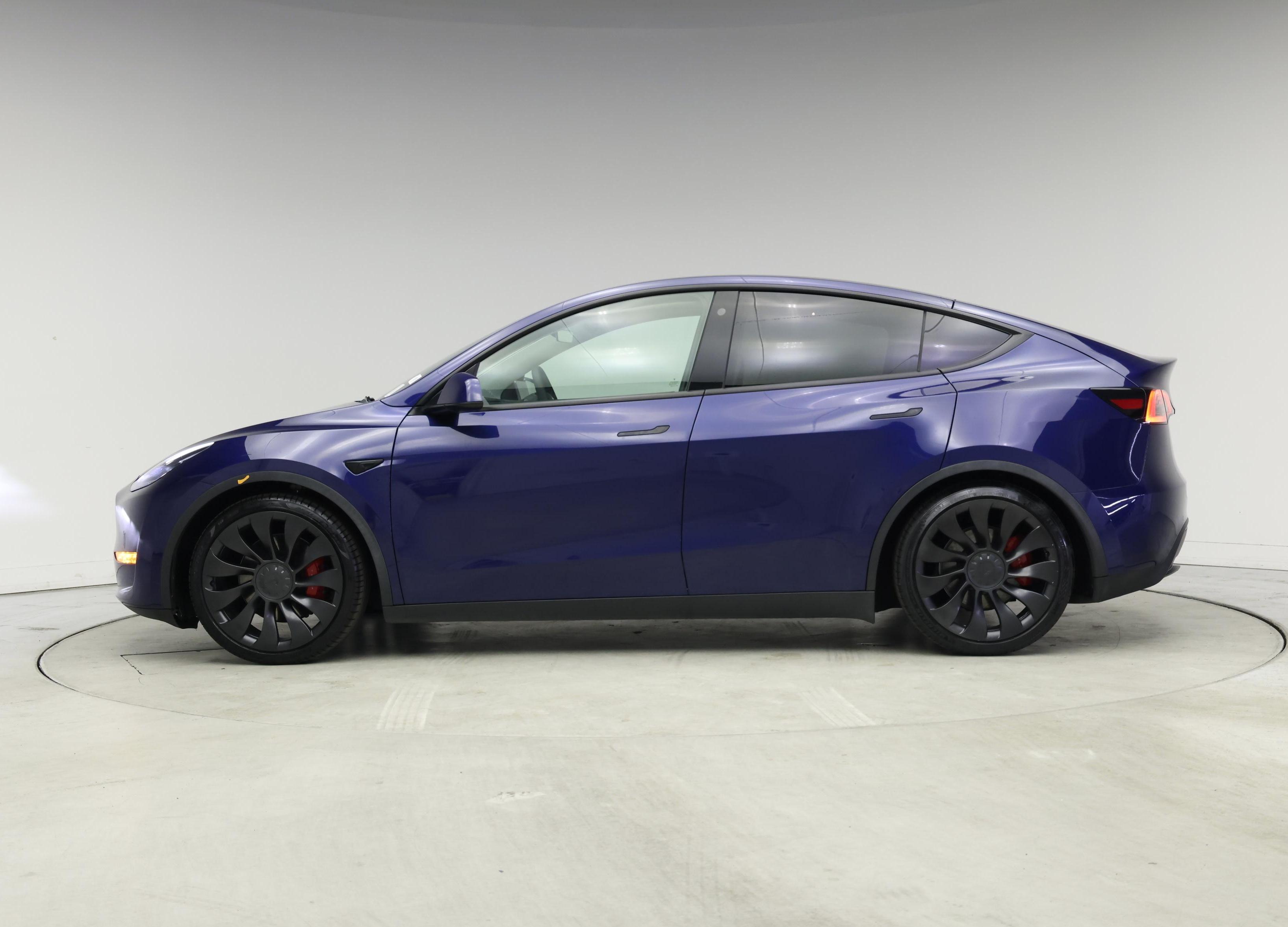 Thumbnail: 2022 Tesla Model Y - 3