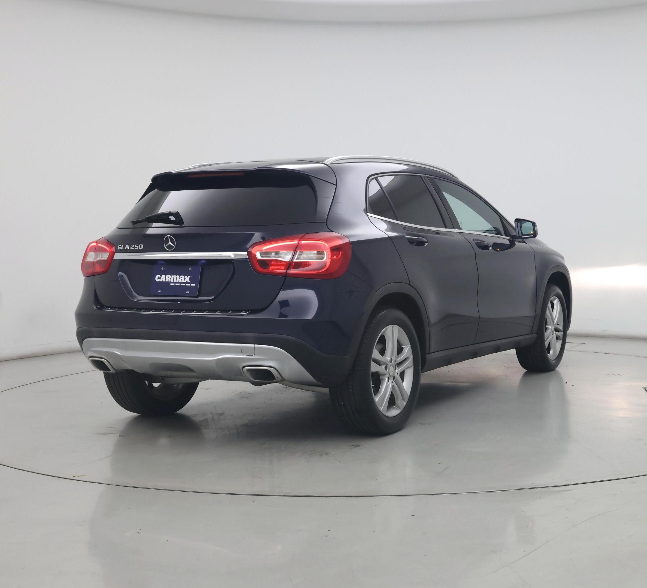 Thumbnail: 2017 Mercedes-Benz GLA - 8