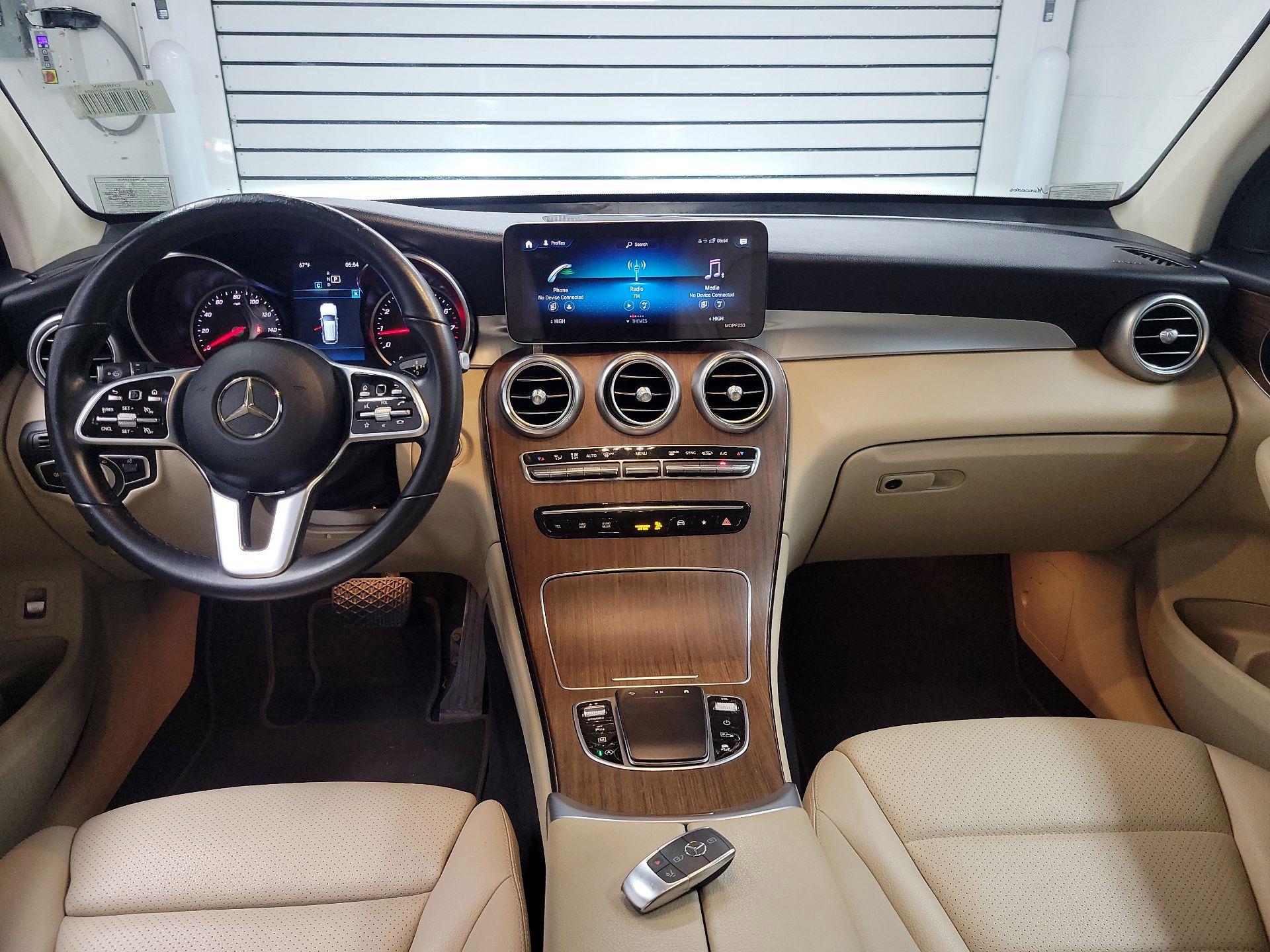 Thumbnail: 2022 Mercedes-Benz GLC - 9