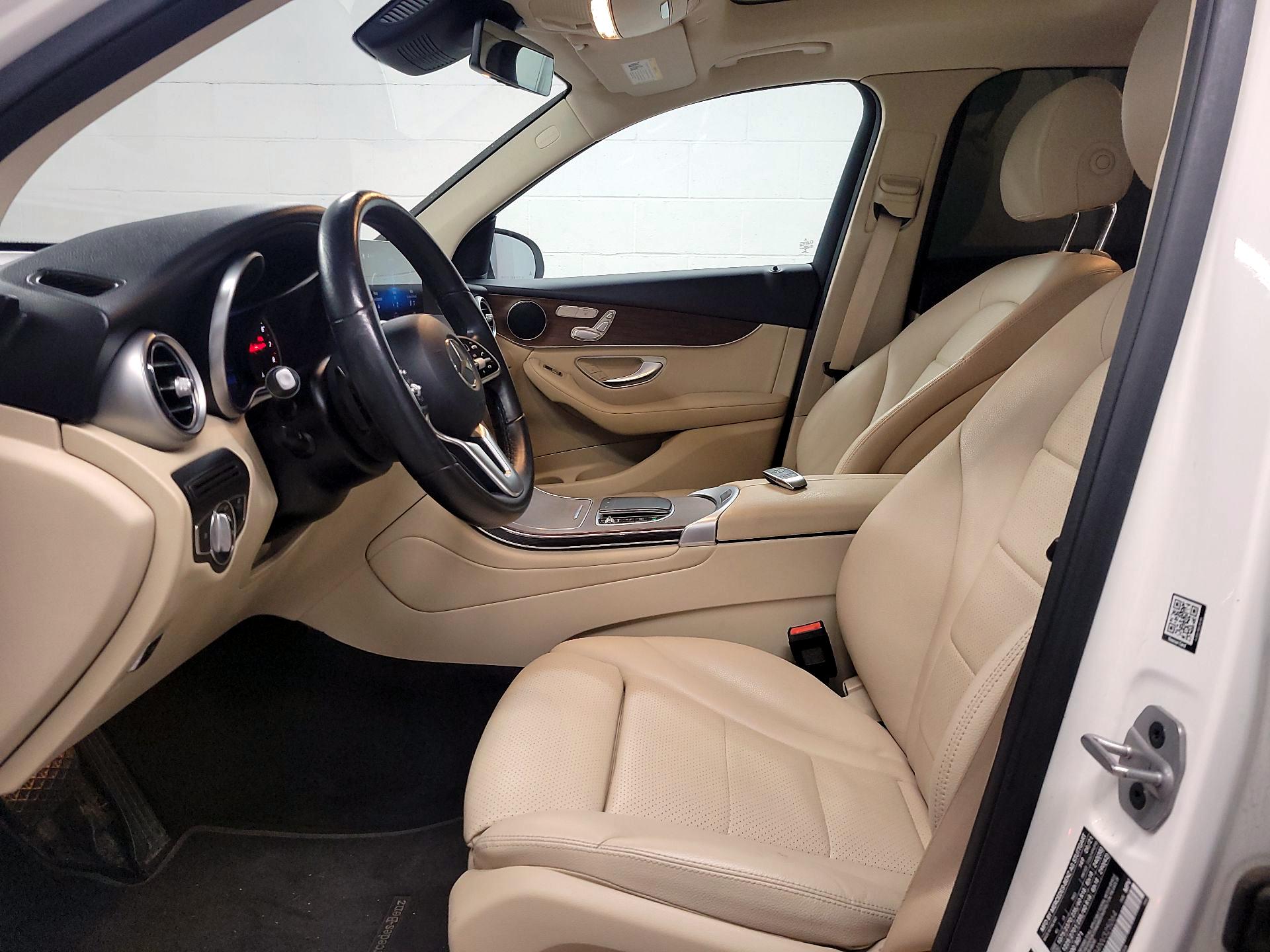 Thumbnail: 2022 Mercedes-Benz GLC - 11