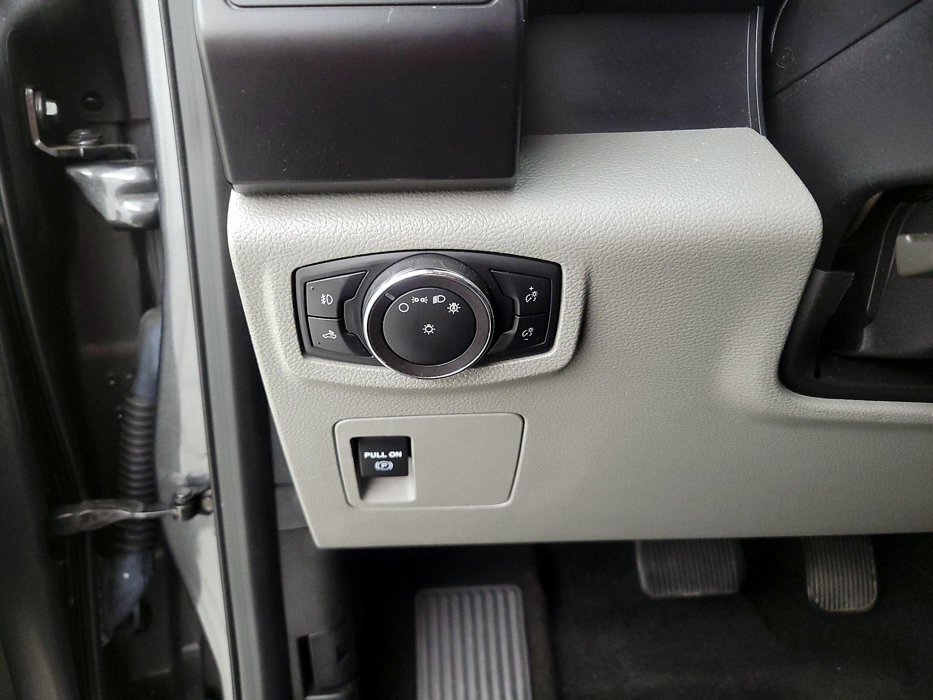 Thumbnail: 2019 Ford F-150 - 13