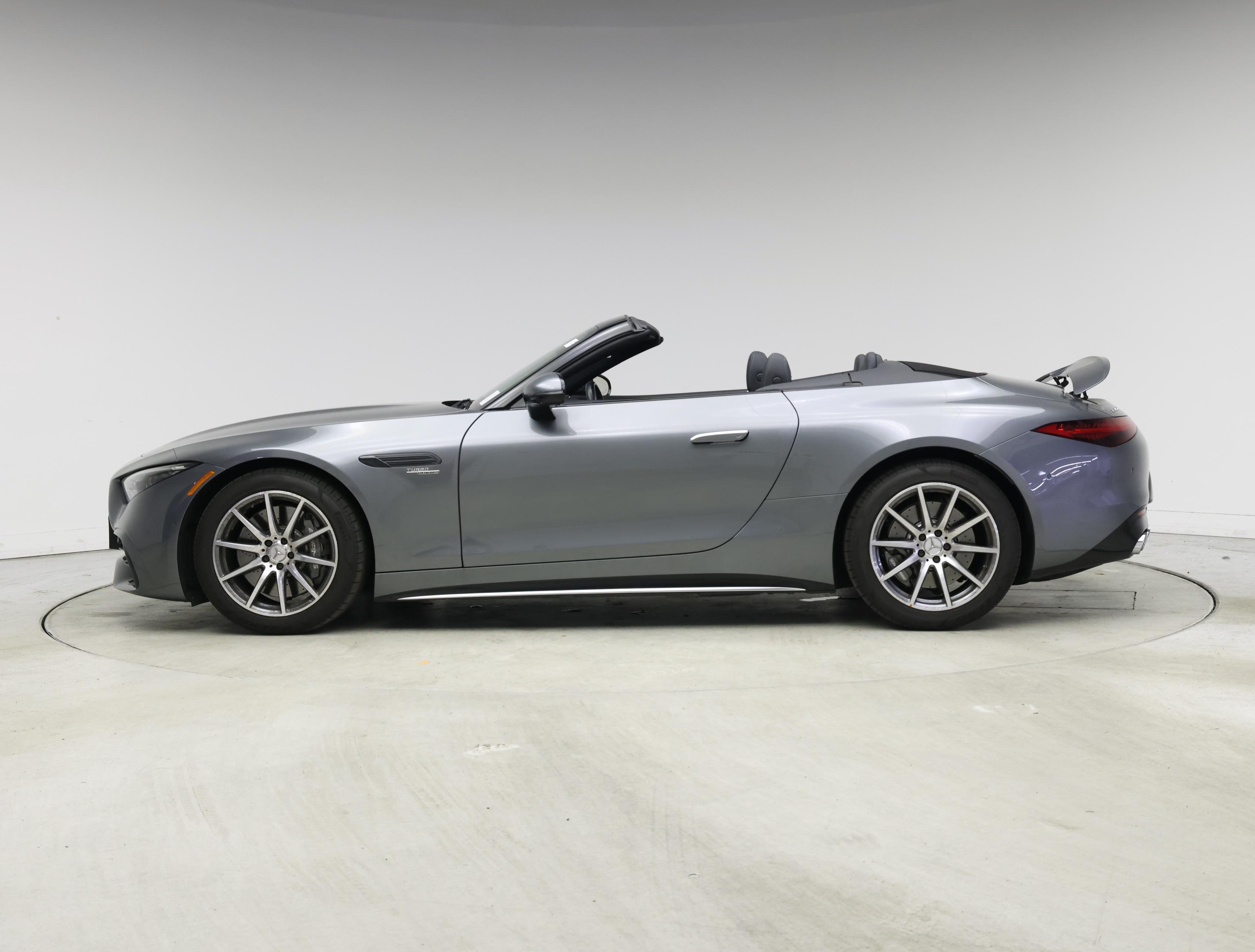 Thumbnail: 2023 Mercedes-Benz SL-Class - 3